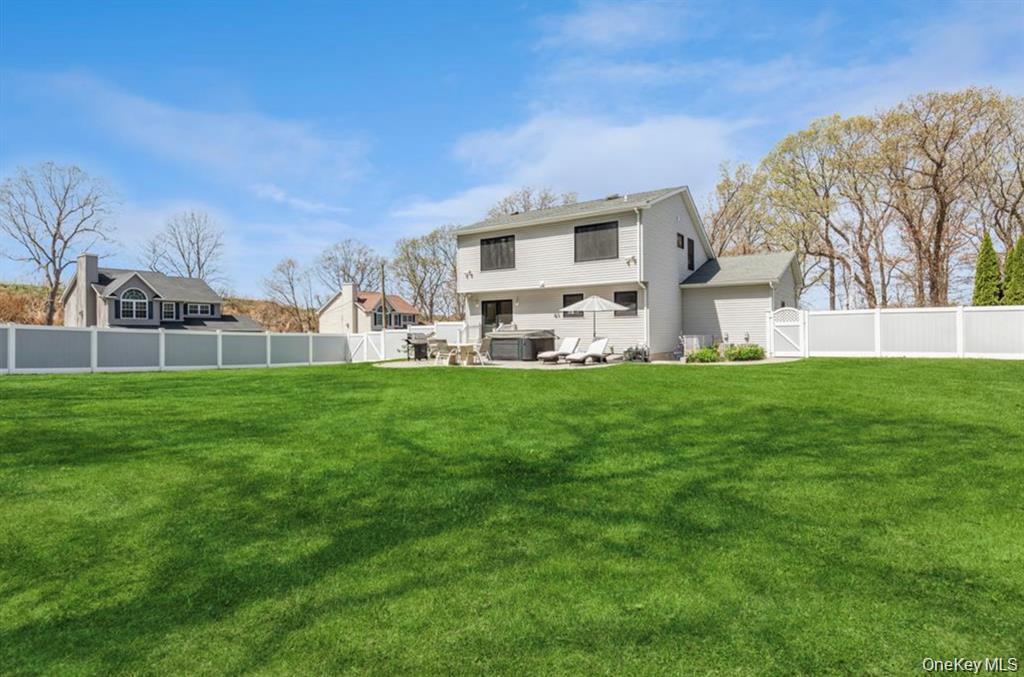 Single Family Midvale Avenue  Suffolk County, NY 11776, MLS-1045441-22