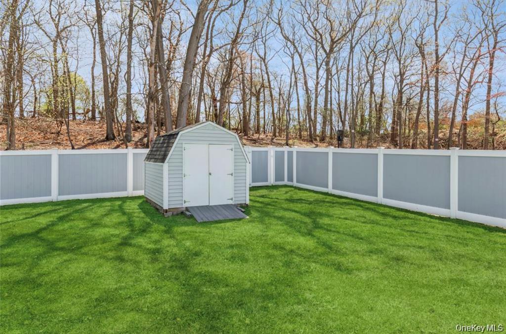 Single Family Midvale Avenue  Suffolk County, NY 11776, MLS-1045441-24