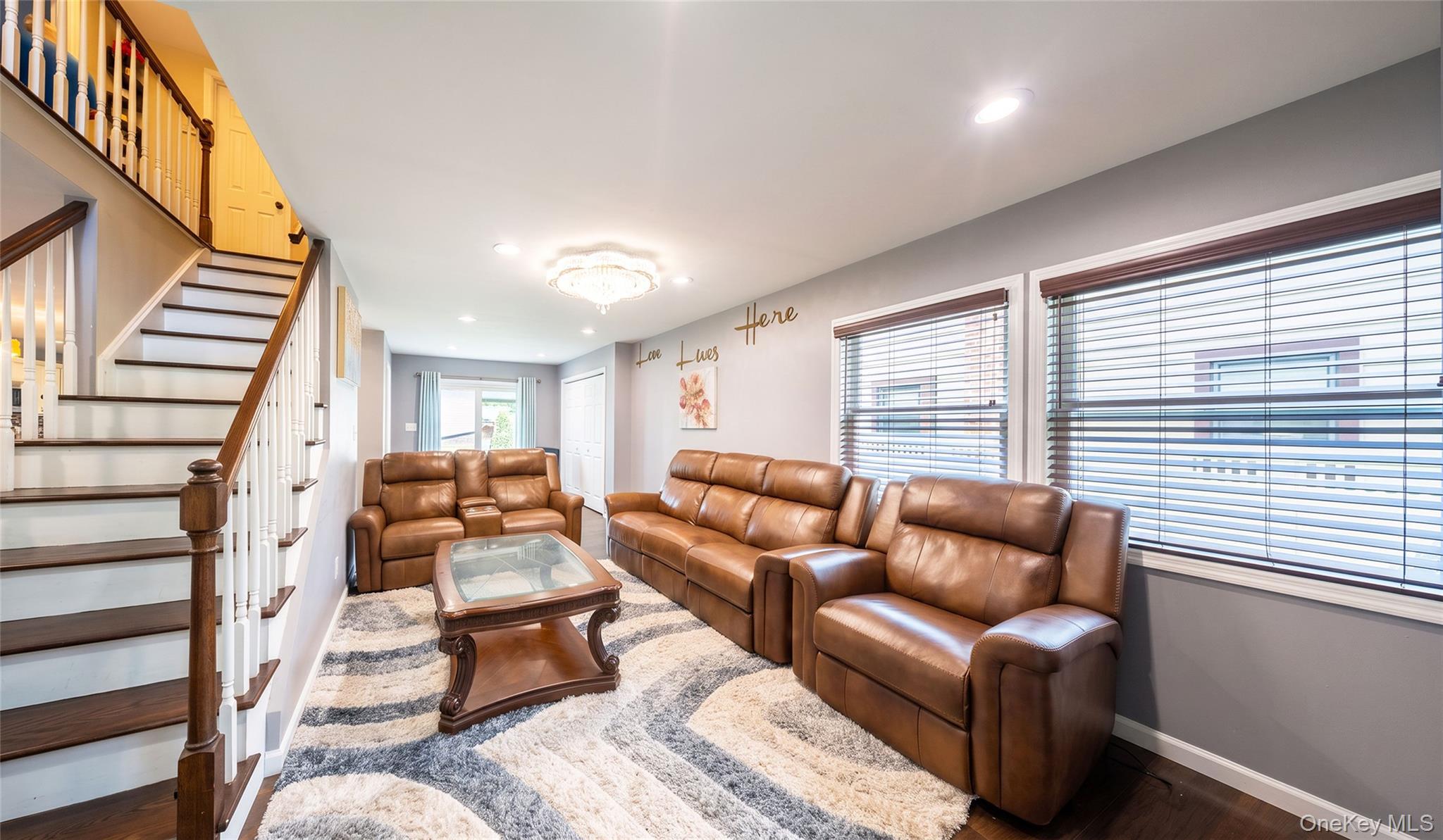 Single Family Ormond Place  Suffolk County, NY 11967, MLS-1045447-11