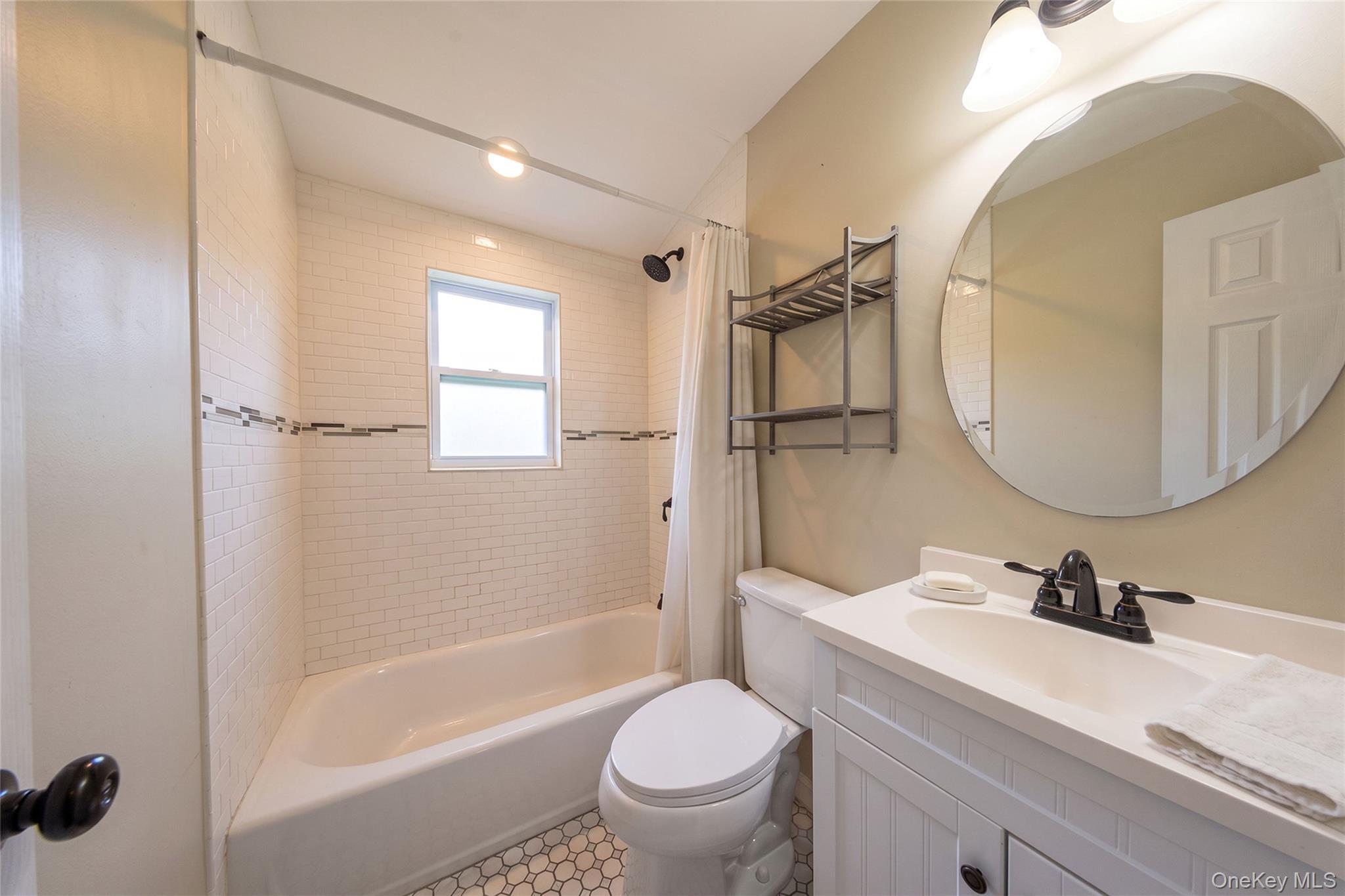 Single Family Ormond Place  Suffolk County, NY 11967, MLS-1045447-14