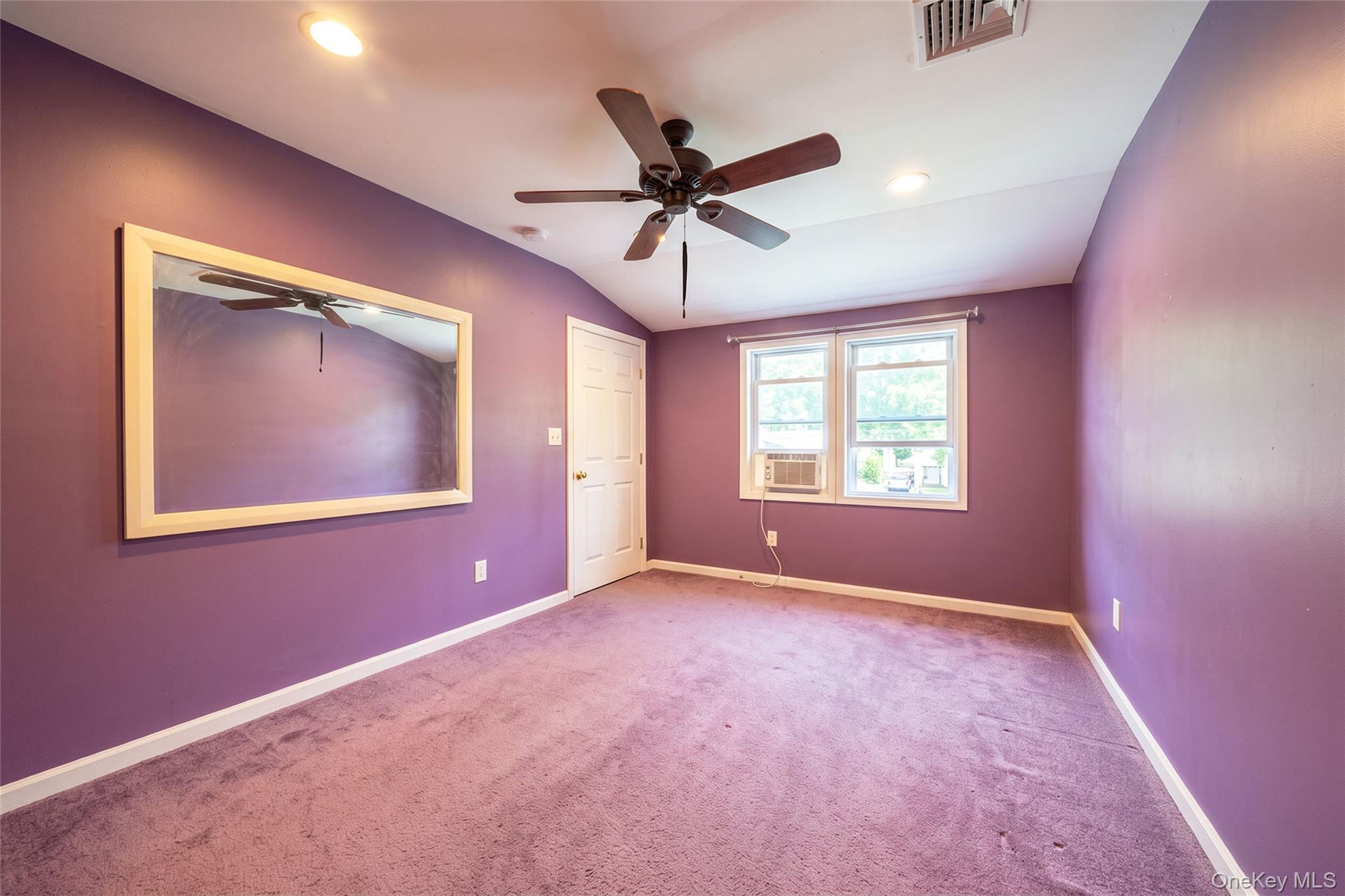 Single Family Ormond Place  Suffolk County, NY 11967, MLS-1045447-19