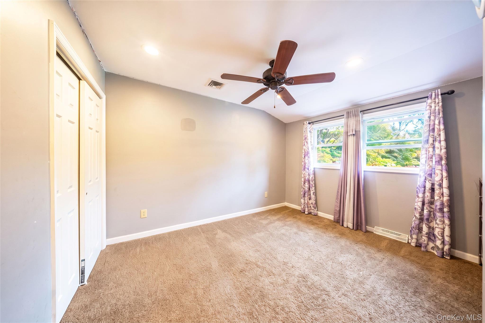 Single Family Ormond Place  Suffolk County, NY 11967, MLS-1045447-22