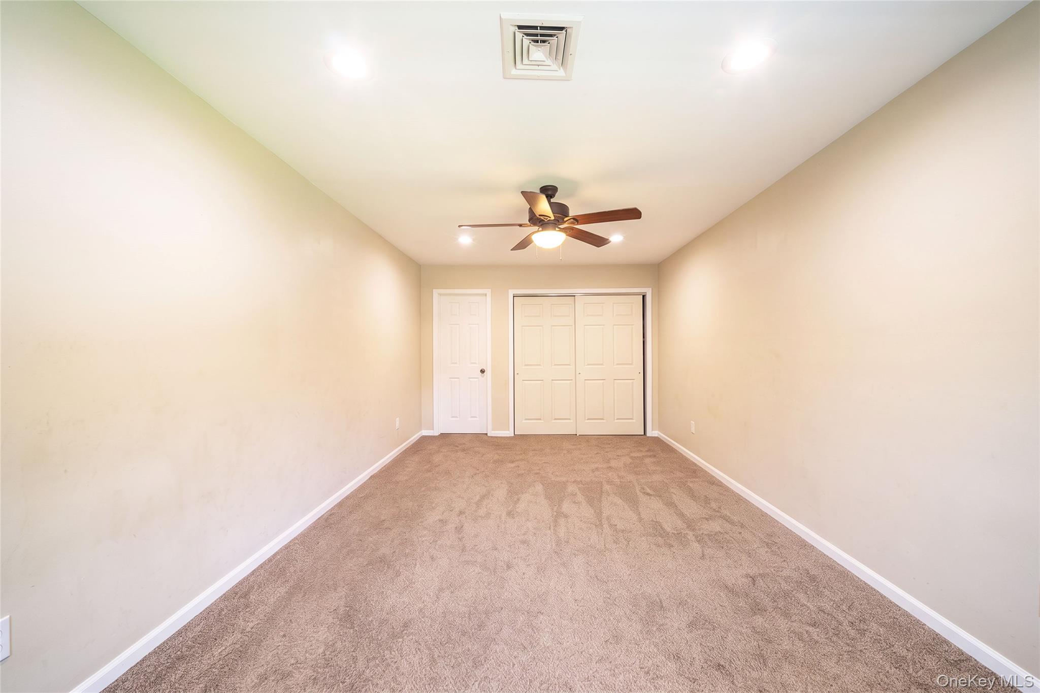 Single Family Ormond Place  Suffolk County, NY 11967, MLS-1045447-24