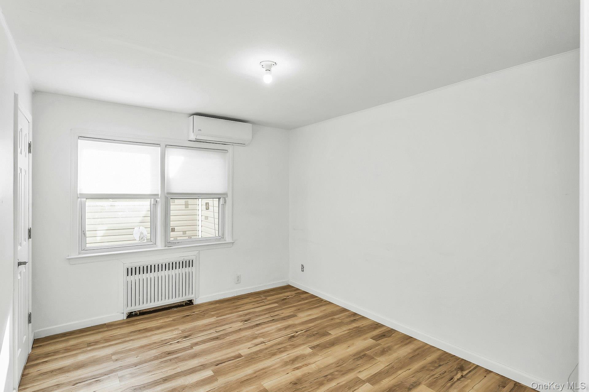 Single Family Wilson Avenue Nassau County, NY 11710, MLS-1045455-16