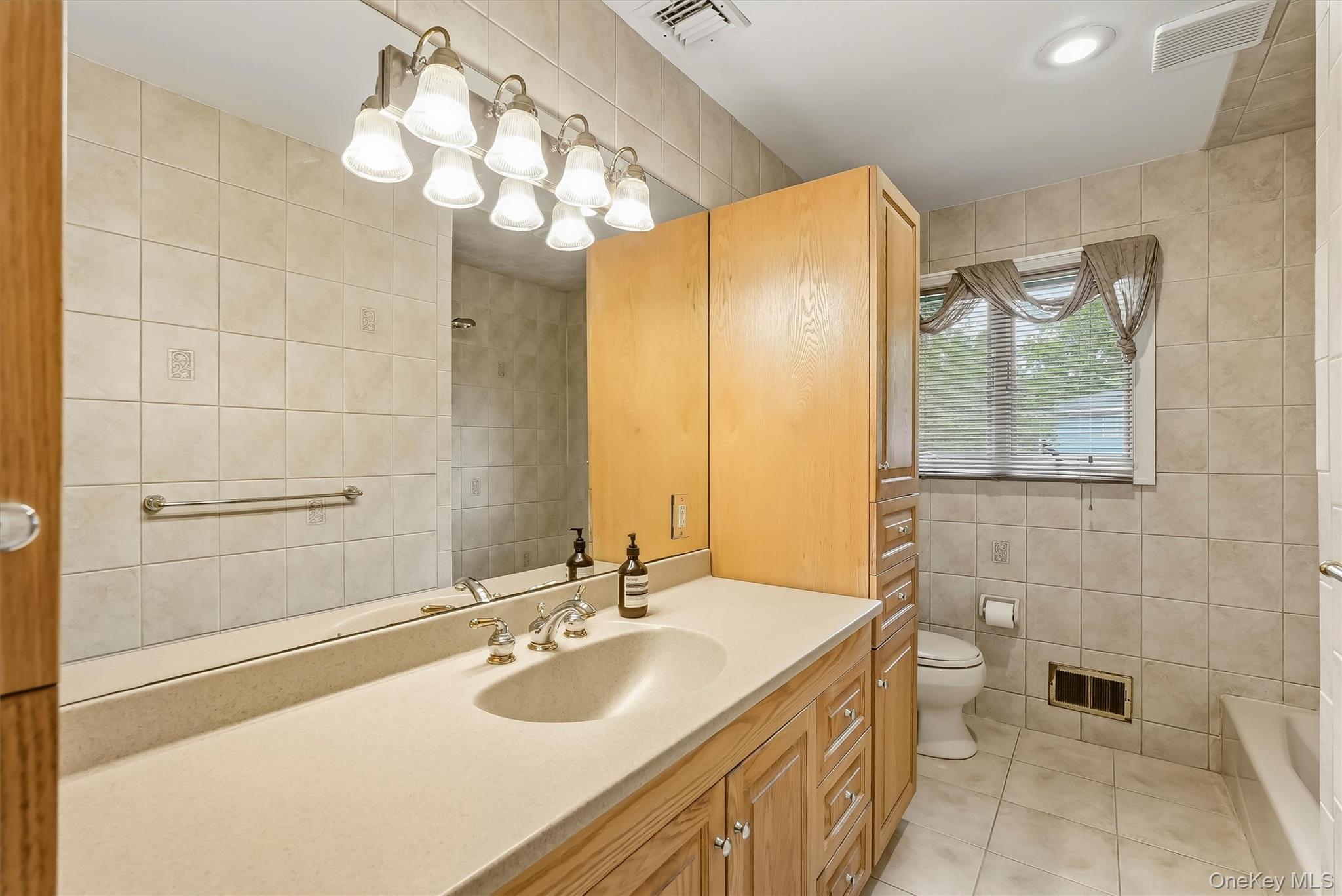Single Family Eastview Drive  Westchester County, NY 10595, MLS-1045466-28