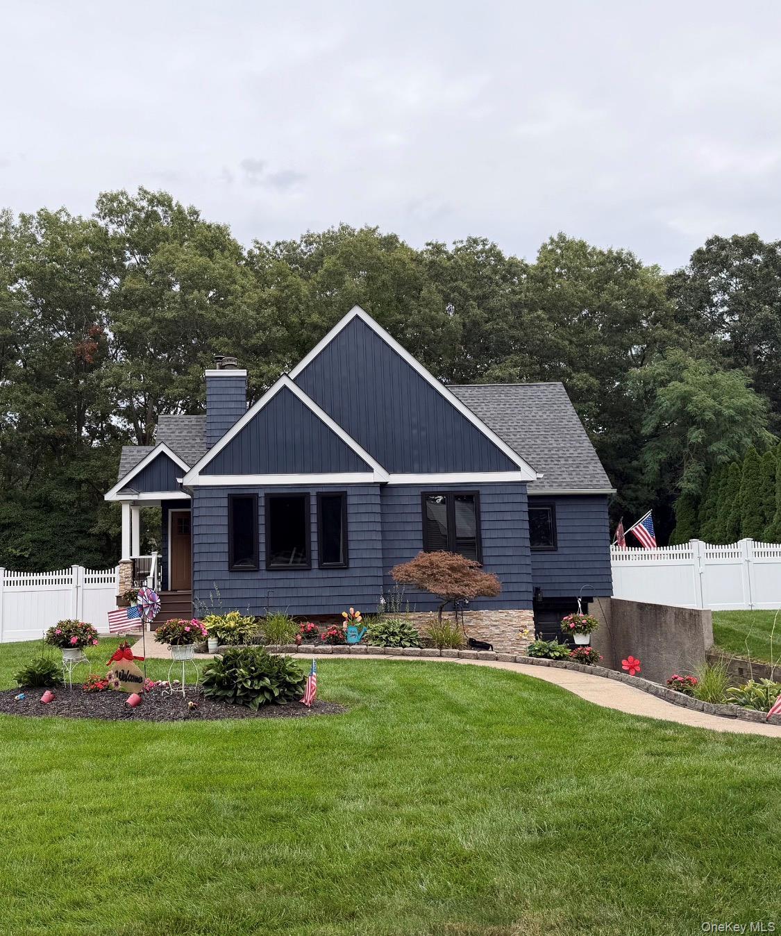 Single Family Sharon Drive  Suffolk County, NY 11727, MLS-1045467-2
