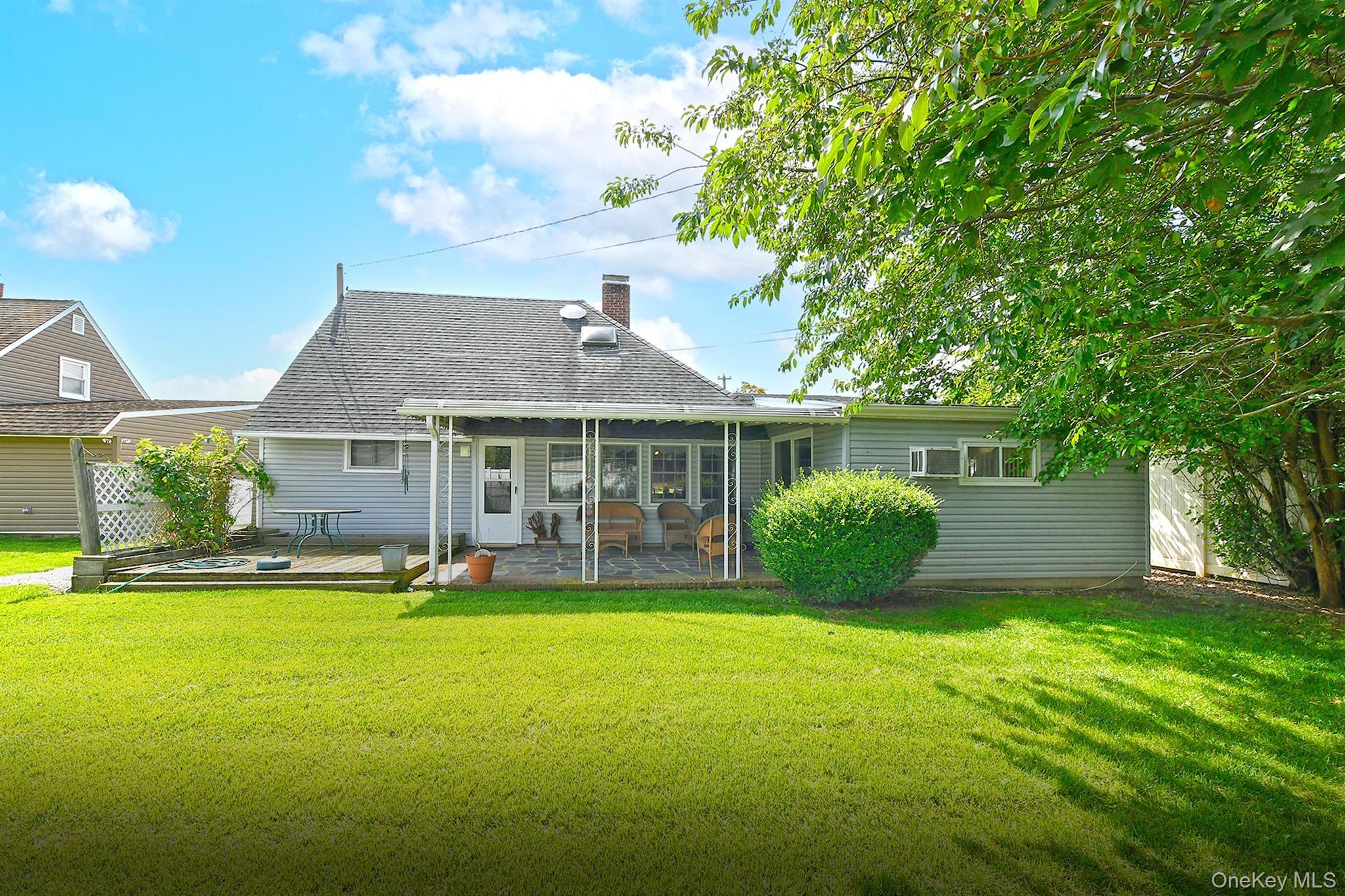Single Family Woodcock Lane  Nassau County, NY 11756, MLS-1045472-20