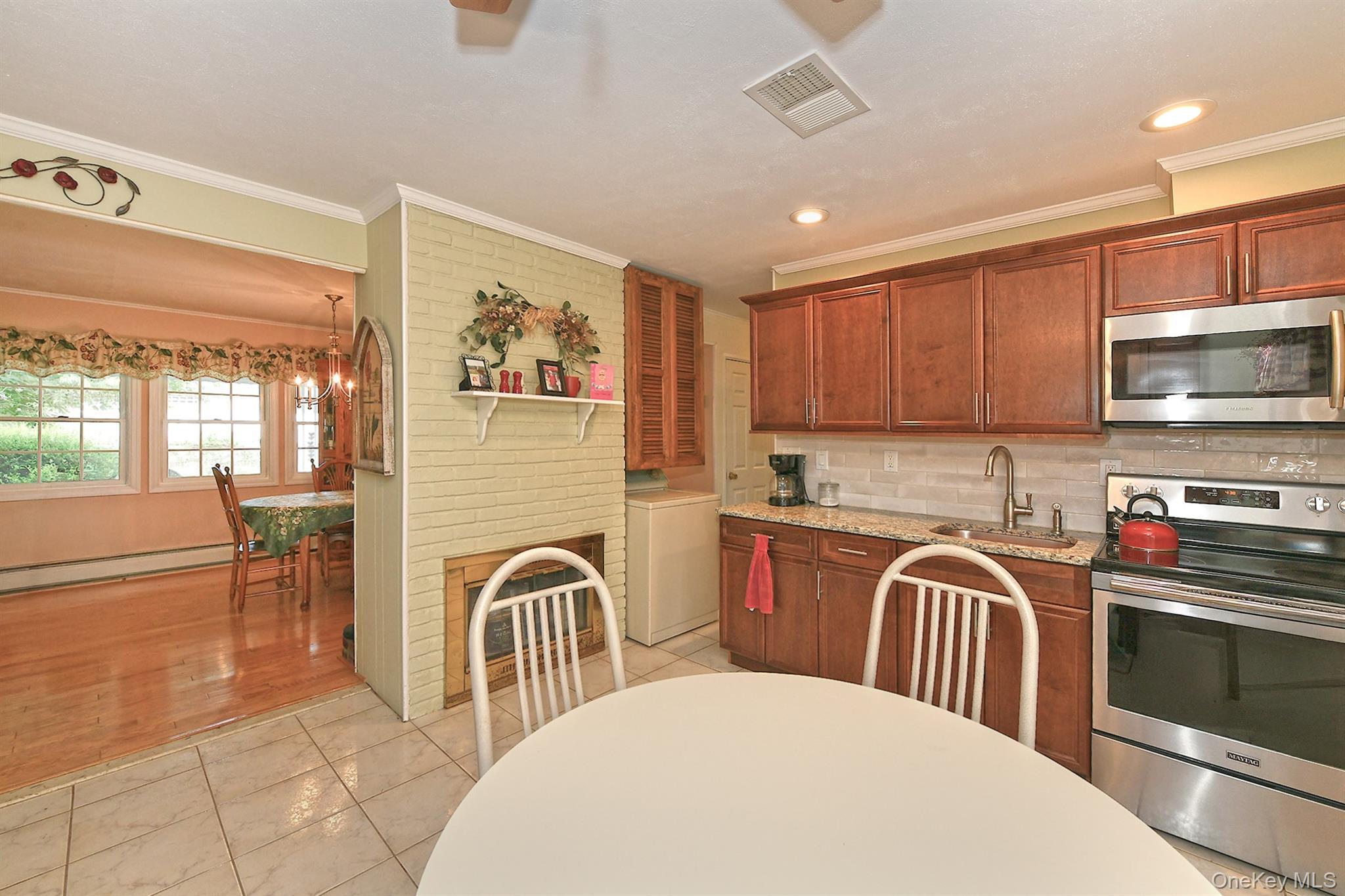 Single Family Woodcock Lane  Nassau County, NY 11756, MLS-1045472-7