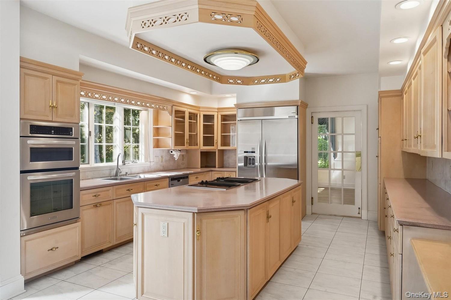 Single Family Dallas Drive Dutchess County, NY 12603, MLS-1045480-3