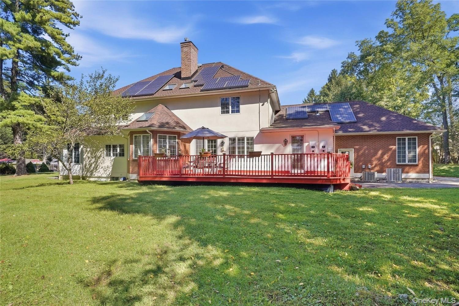 Single Family Dallas Drive Dutchess County, NY 12603, MLS-1045480-44