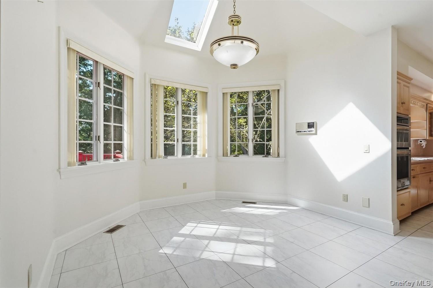 Single Family Dallas Drive Dutchess County, NY 12603, MLS-1045480-6
