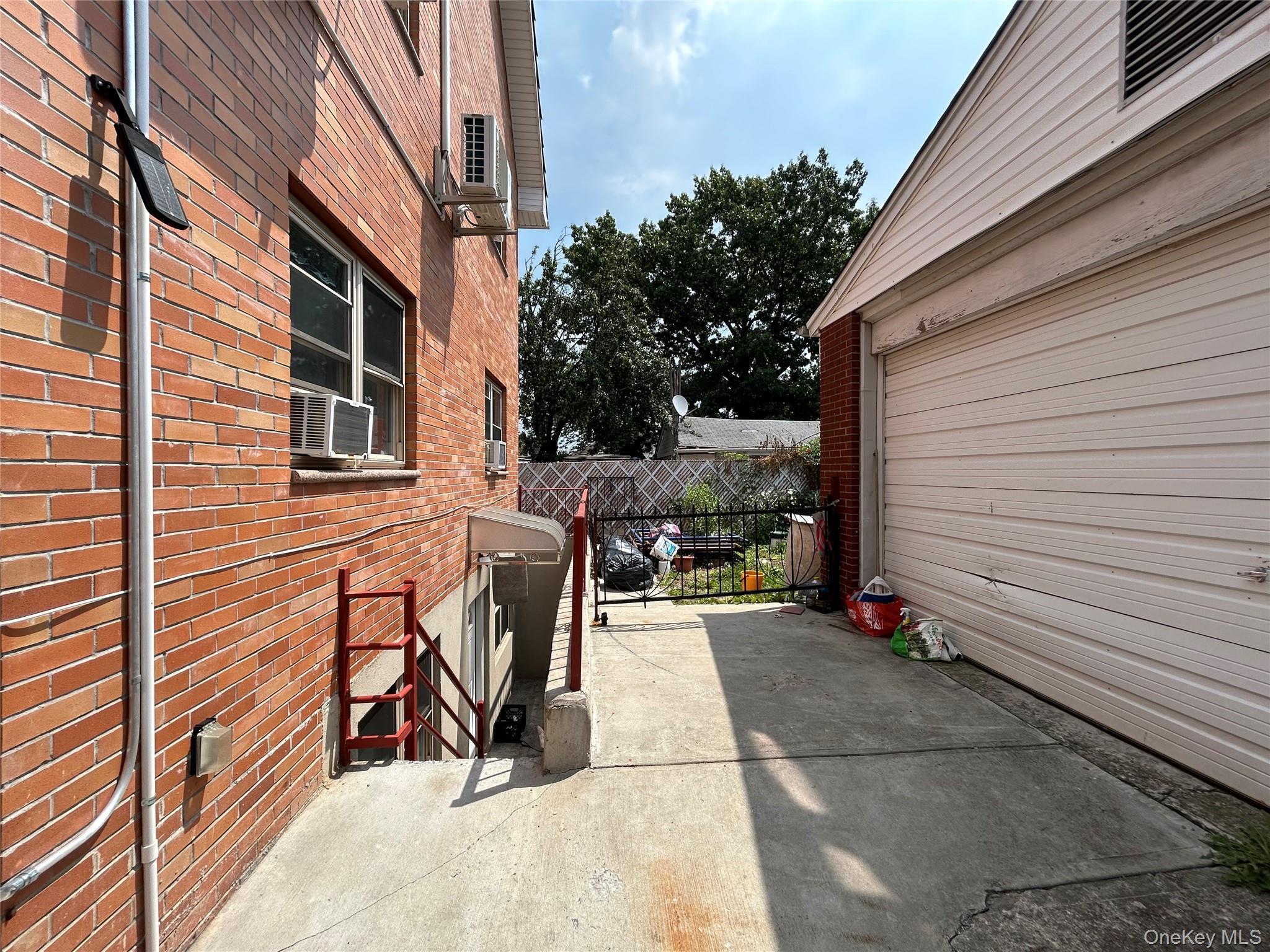 Single Family 57th Road Queens, NY 11379, MLS-1045489-5