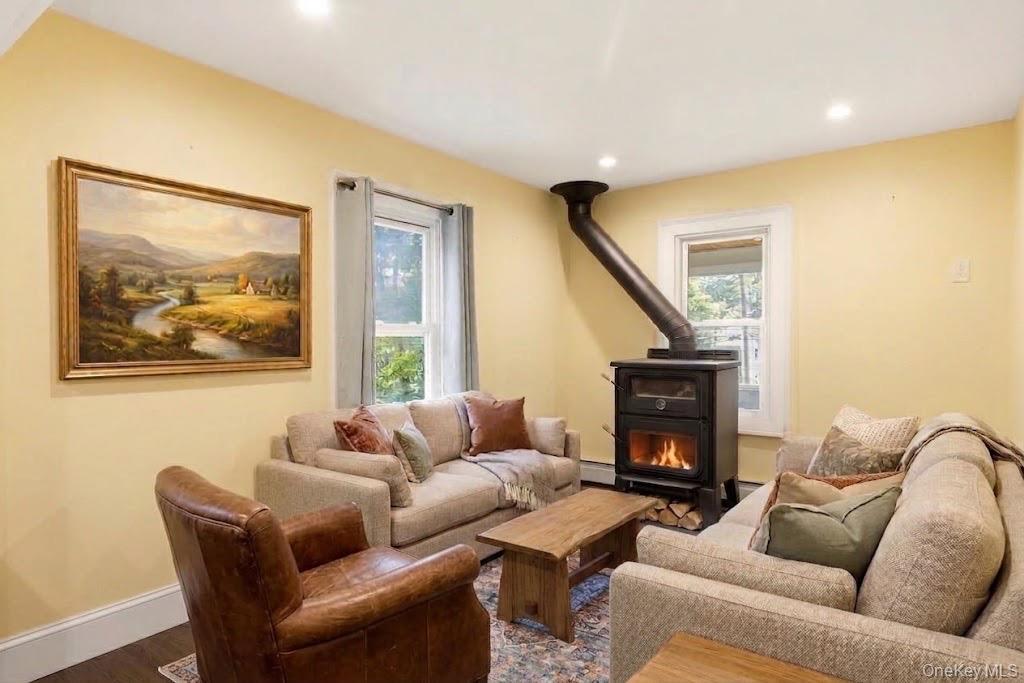 Single Family Ridgeway Avenue  Suffolk County, NY 11733, MLS-1045503-10