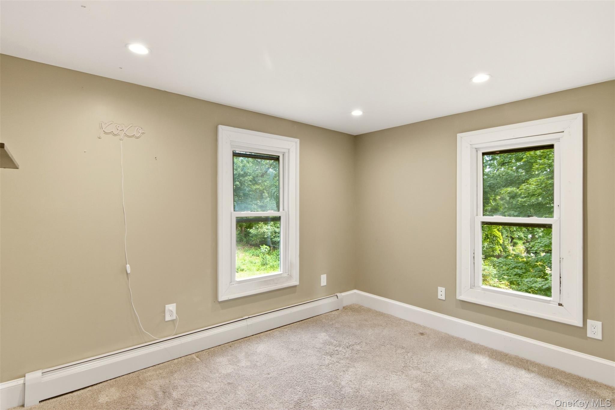 Single Family Ridgeway Avenue  Suffolk County, NY 11733, MLS-1045503-17