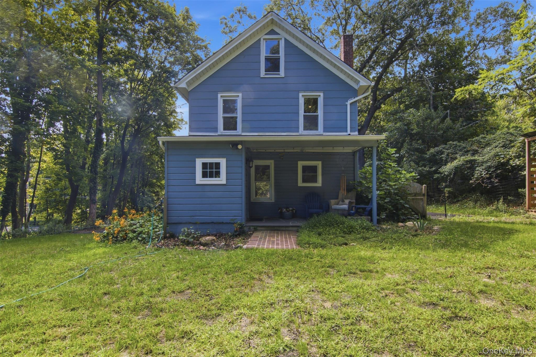 Single Family Ridgeway Avenue  Suffolk County, NY 11733, MLS-1045503-23