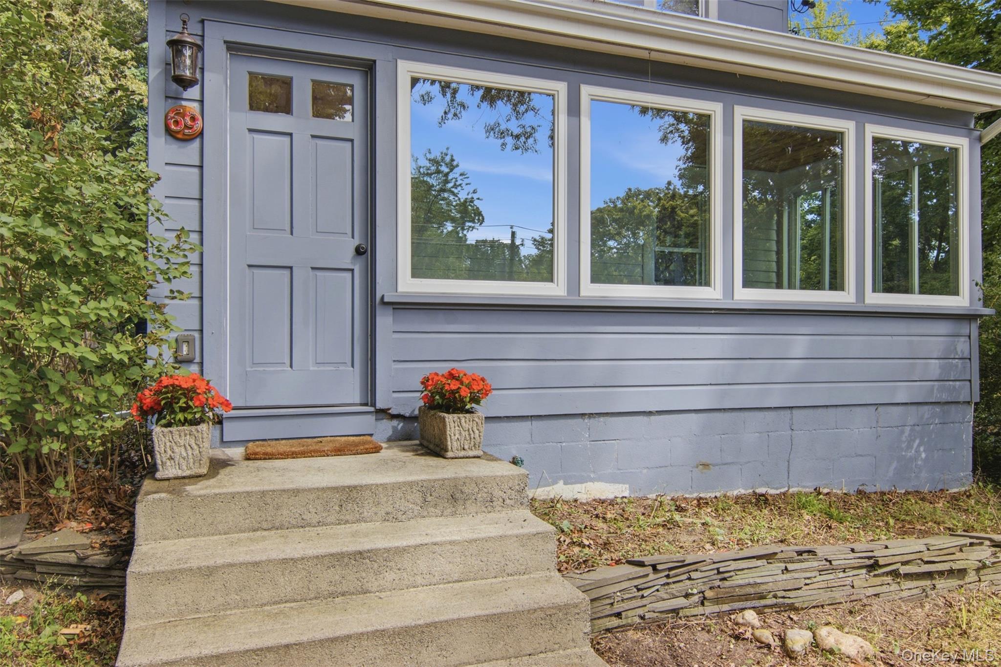 Single Family Ridgeway Avenue  Suffolk County, NY 11733, MLS-1045503-4