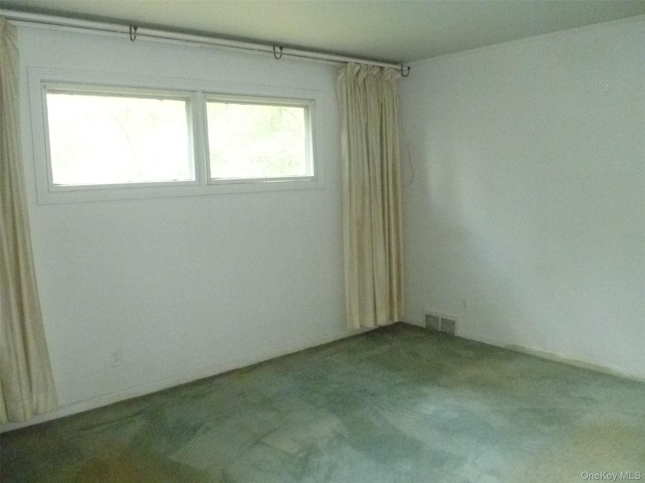Single Family Chestnut Lane  Orange County, NY 12550, MLS-1045516-26