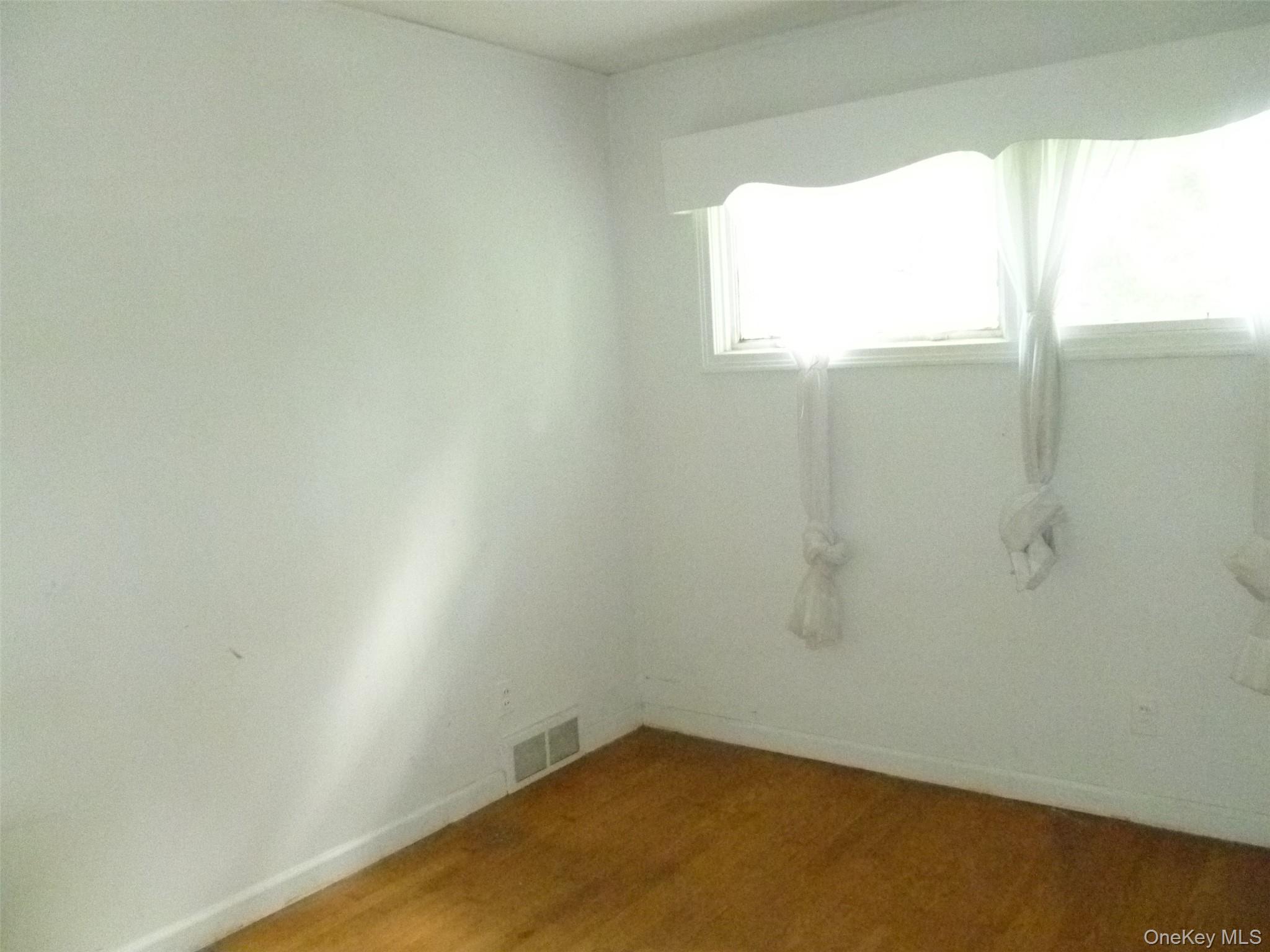 Single Family Chestnut Lane  Orange County, NY 12550, MLS-1045516-27