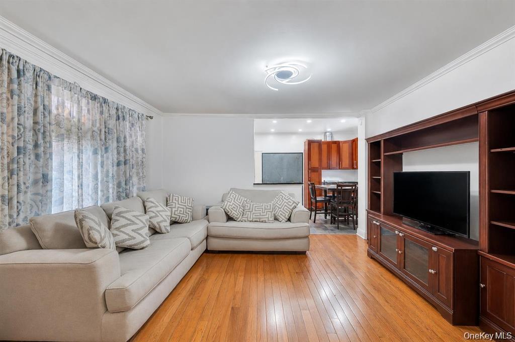 Single Family Van Wyck Expressway Queens, NY 11419, MLS-1045521-12