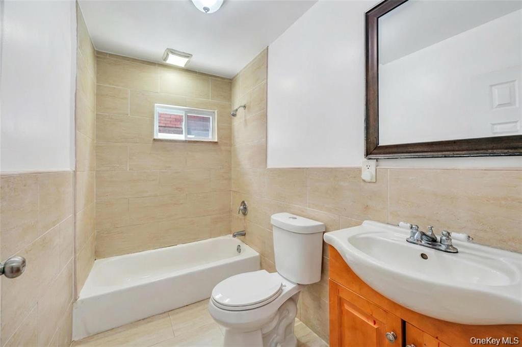 Single Family Van Wyck Expressway Queens, NY 11419, MLS-1045521-30
