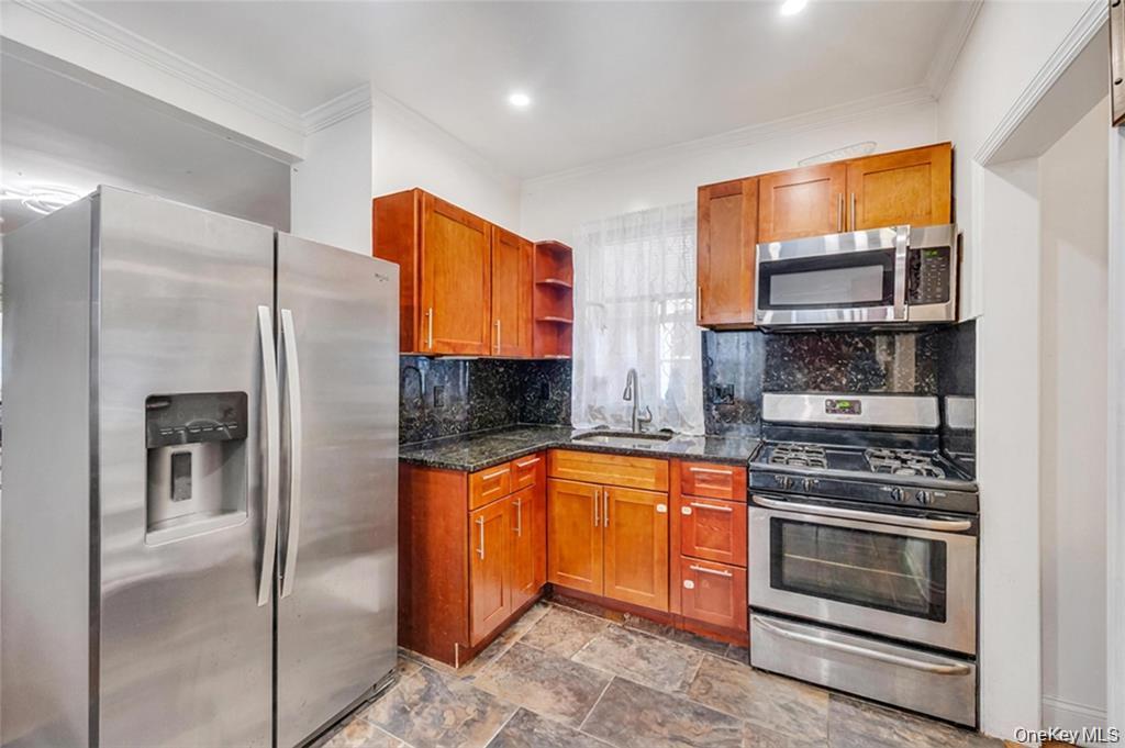 Single Family Van Wyck Expressway Queens, NY 11419, MLS-1045521-7