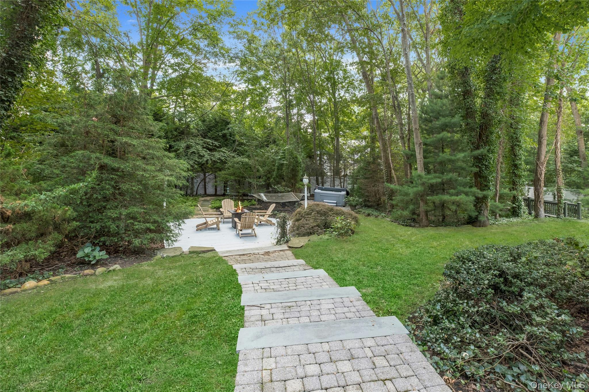 Single Family Cobbler Lane Suffolk County, NY 11733, MLS-1045535-28