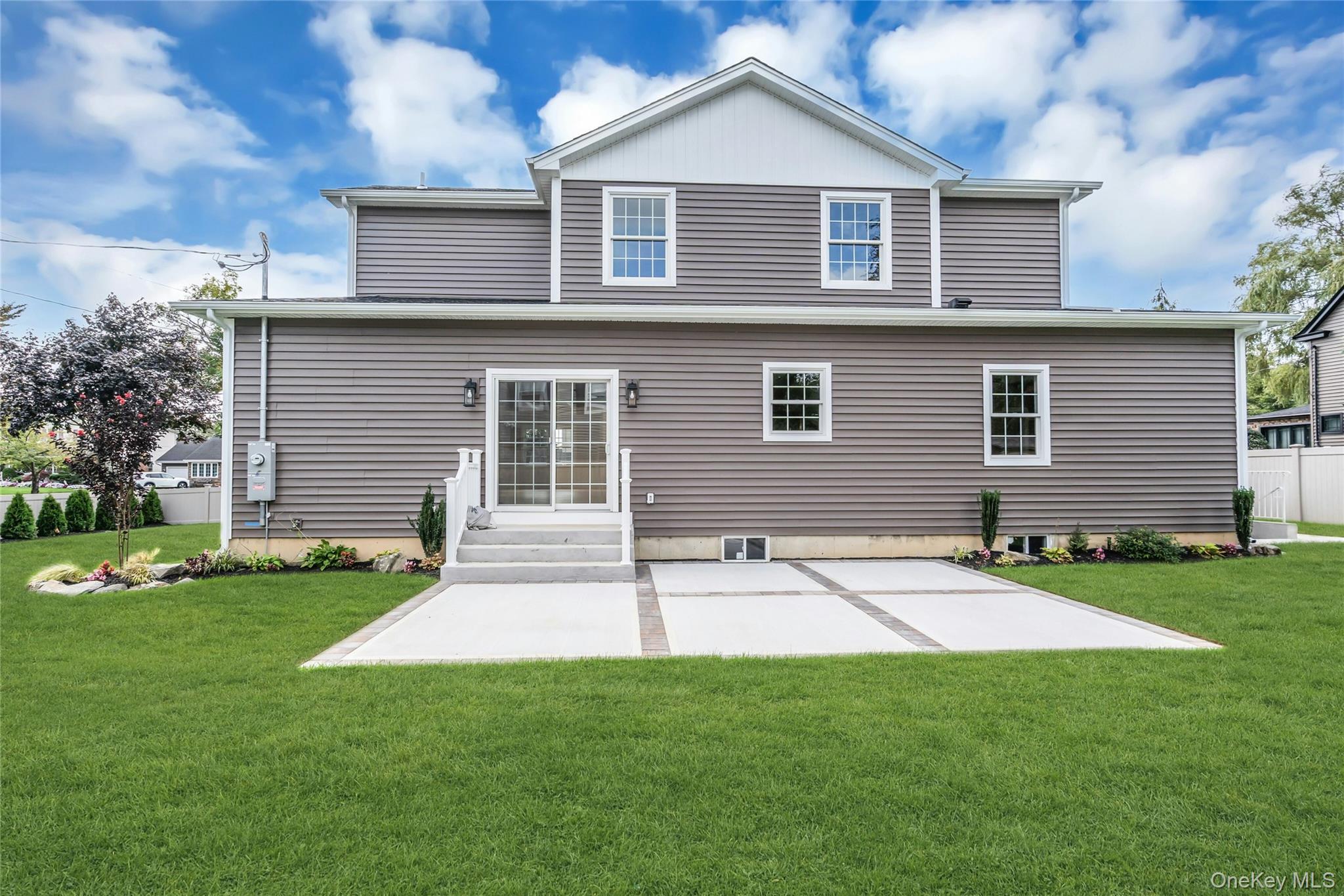 Single Family Linden Avenue  Nassau County, NY 11714, MLS-1045536-34