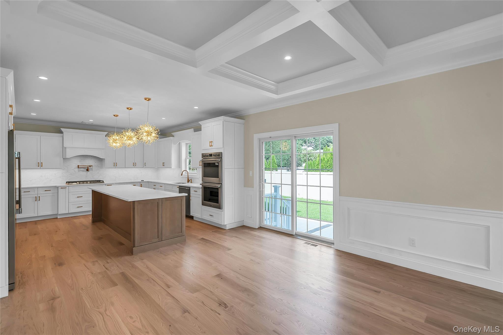 Single Family Linden Avenue  Nassau County, NY 11714, MLS-1045536-8
