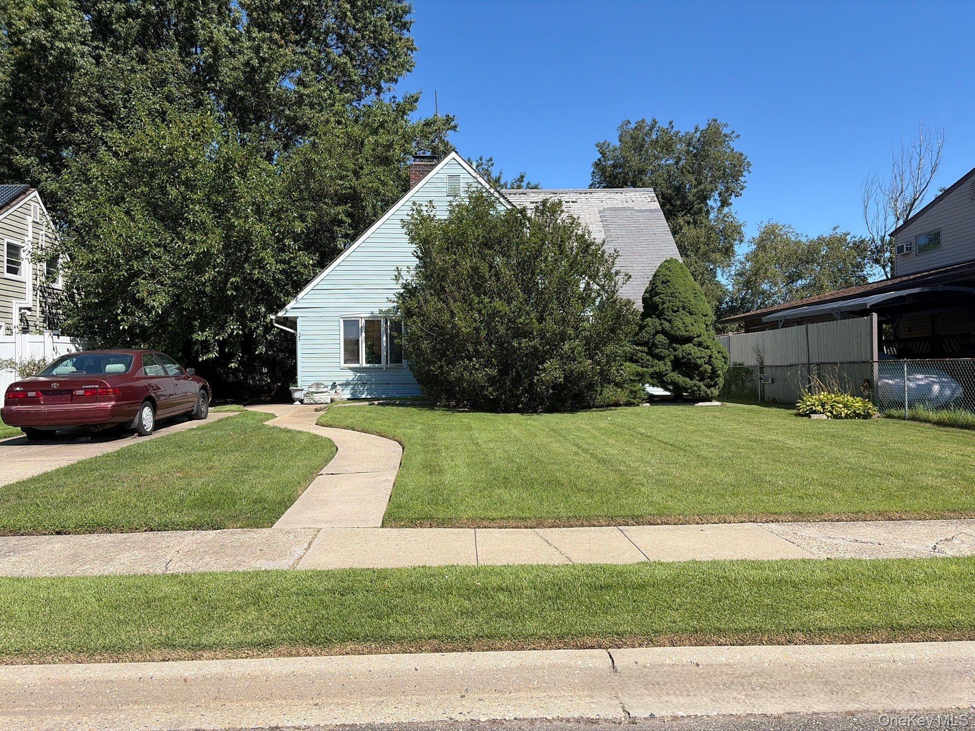 Single Family Saddler Lane  Nassau County, NY 11756, MLS-1045548-2