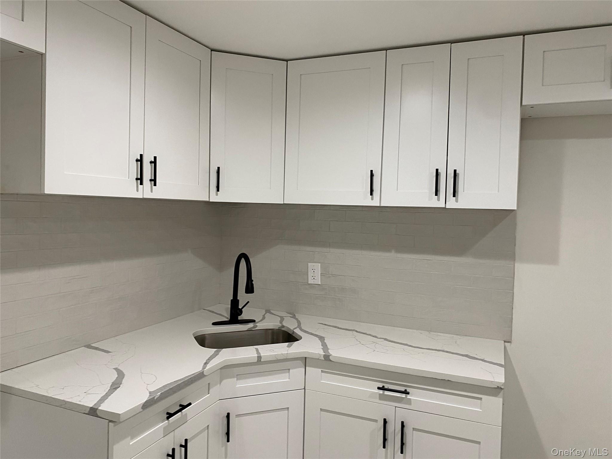 Single Family 101st Avenue  Queens, NY 11416, MLS-1045567-11