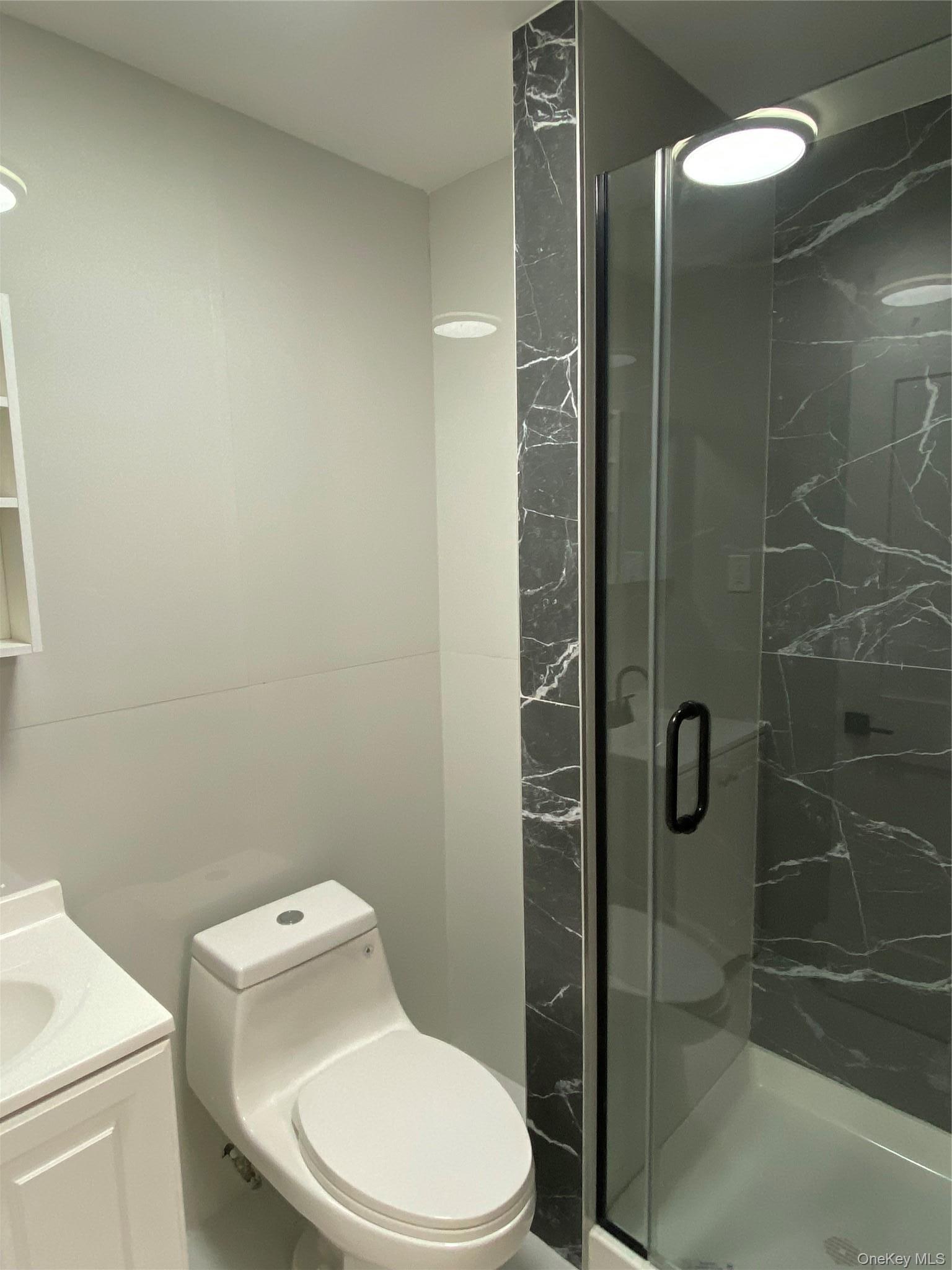 Single Family 101st Avenue  Queens, NY 11416, MLS-1045567-6