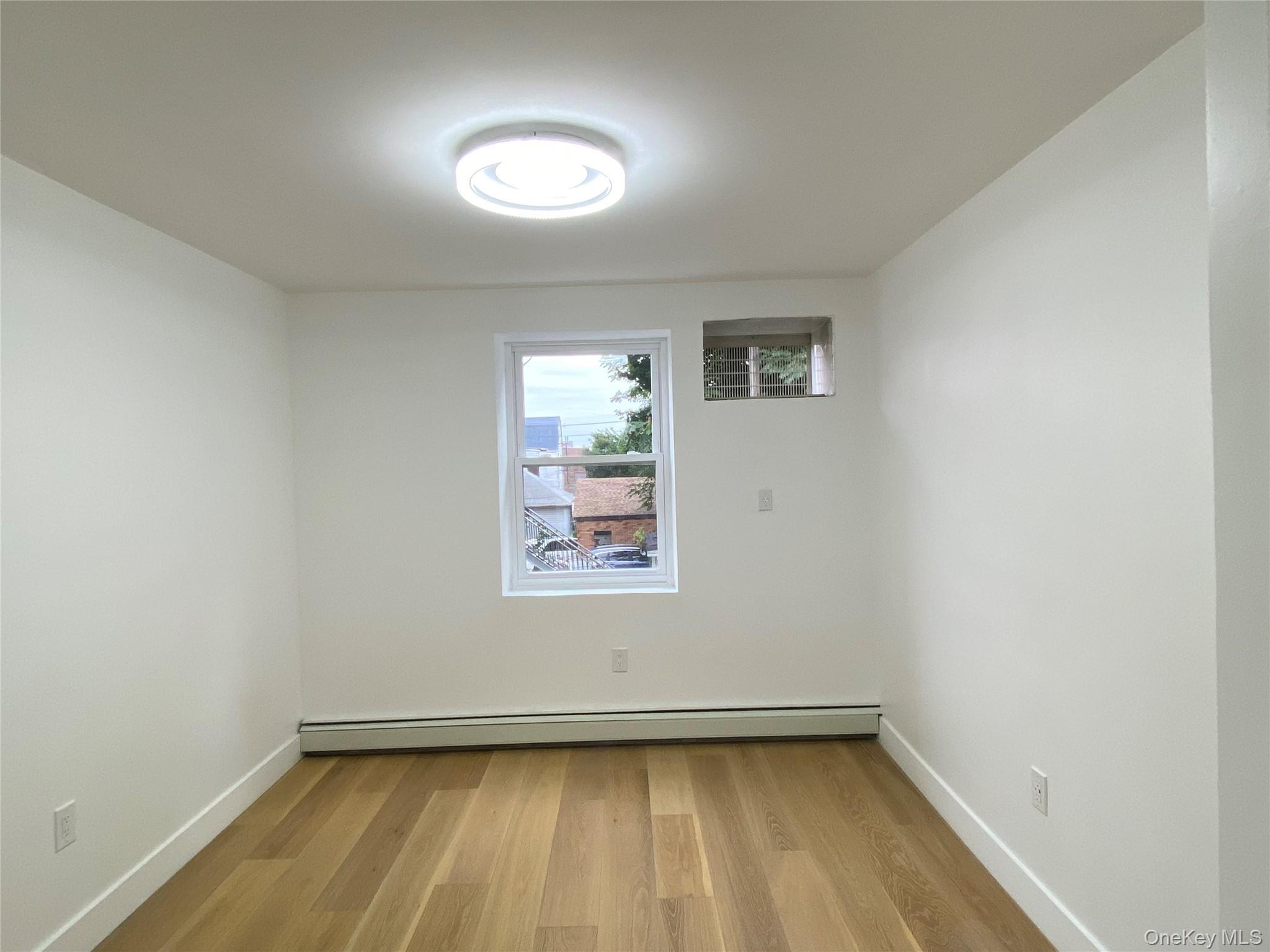 Single Family 101st Avenue  Queens, NY 11416, MLS-1045567-7