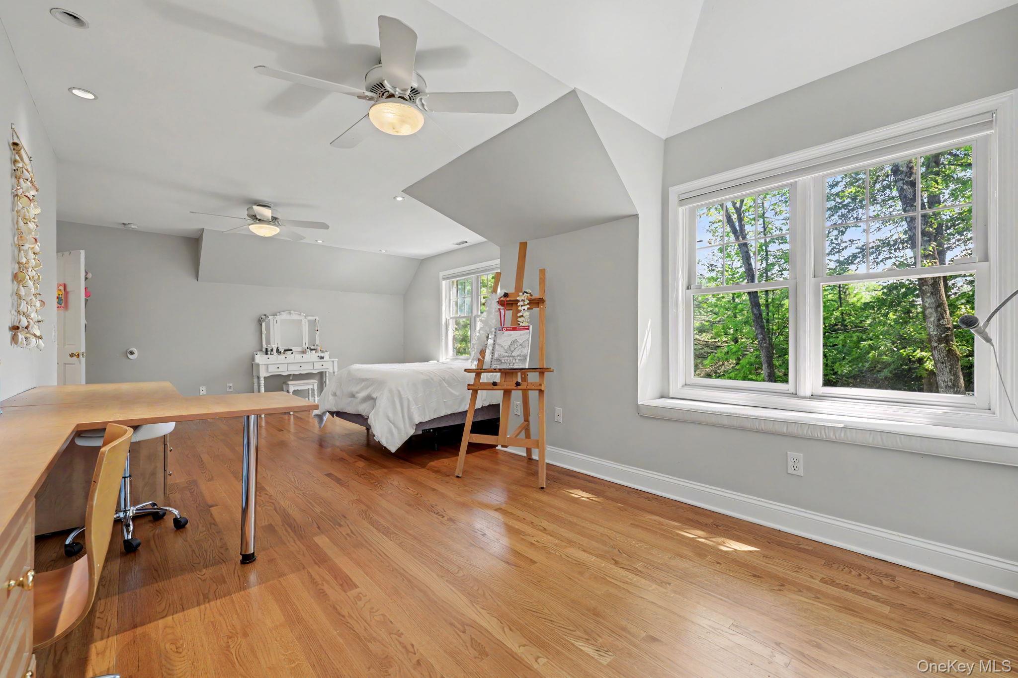 Single Family Lia Fail Way Out Of Area, NY 06807, MLS-1045572-22
