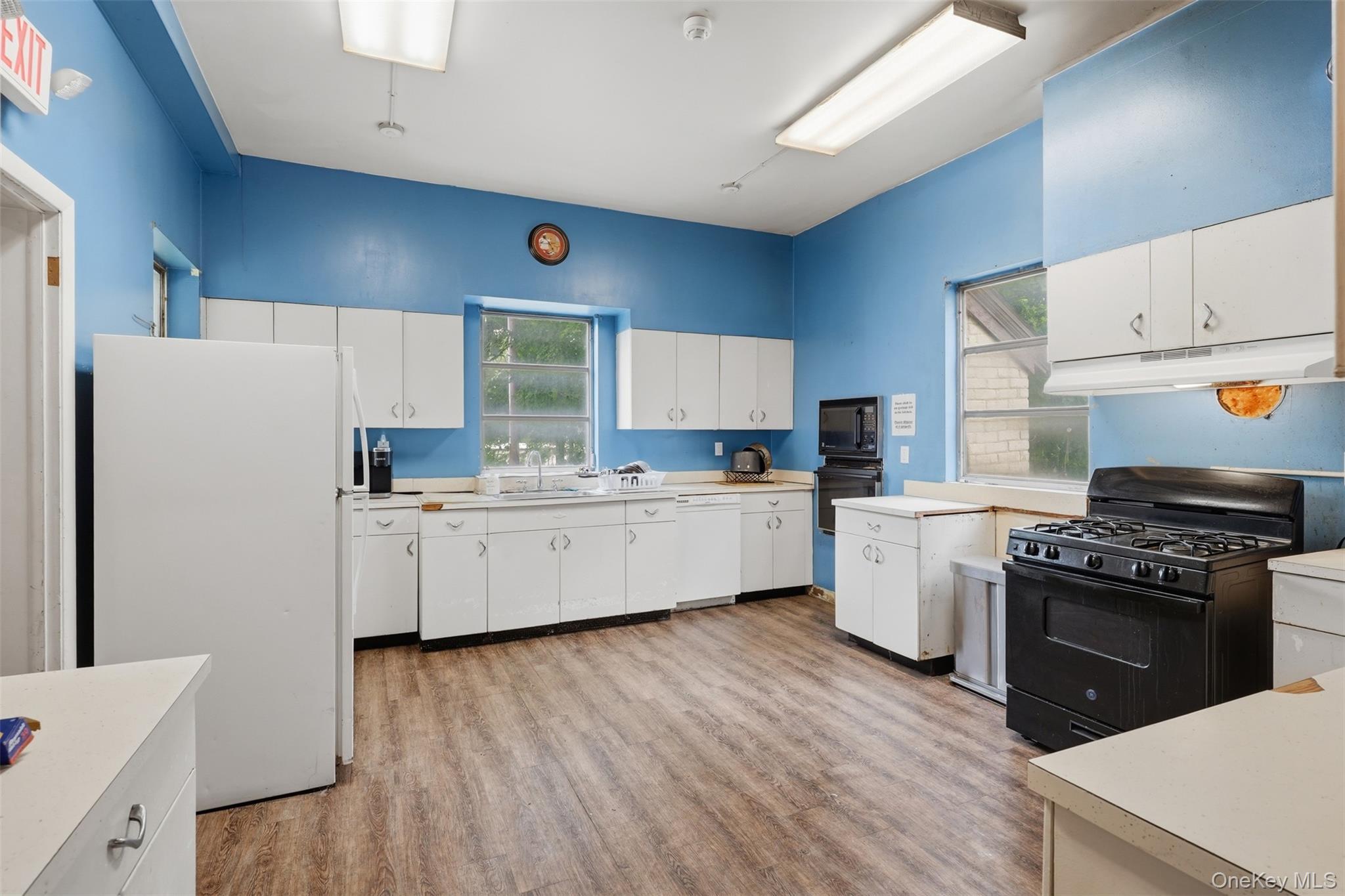 Single Family S Hamilton Street Dutchess County, NY 12601, MLS-1045579-17