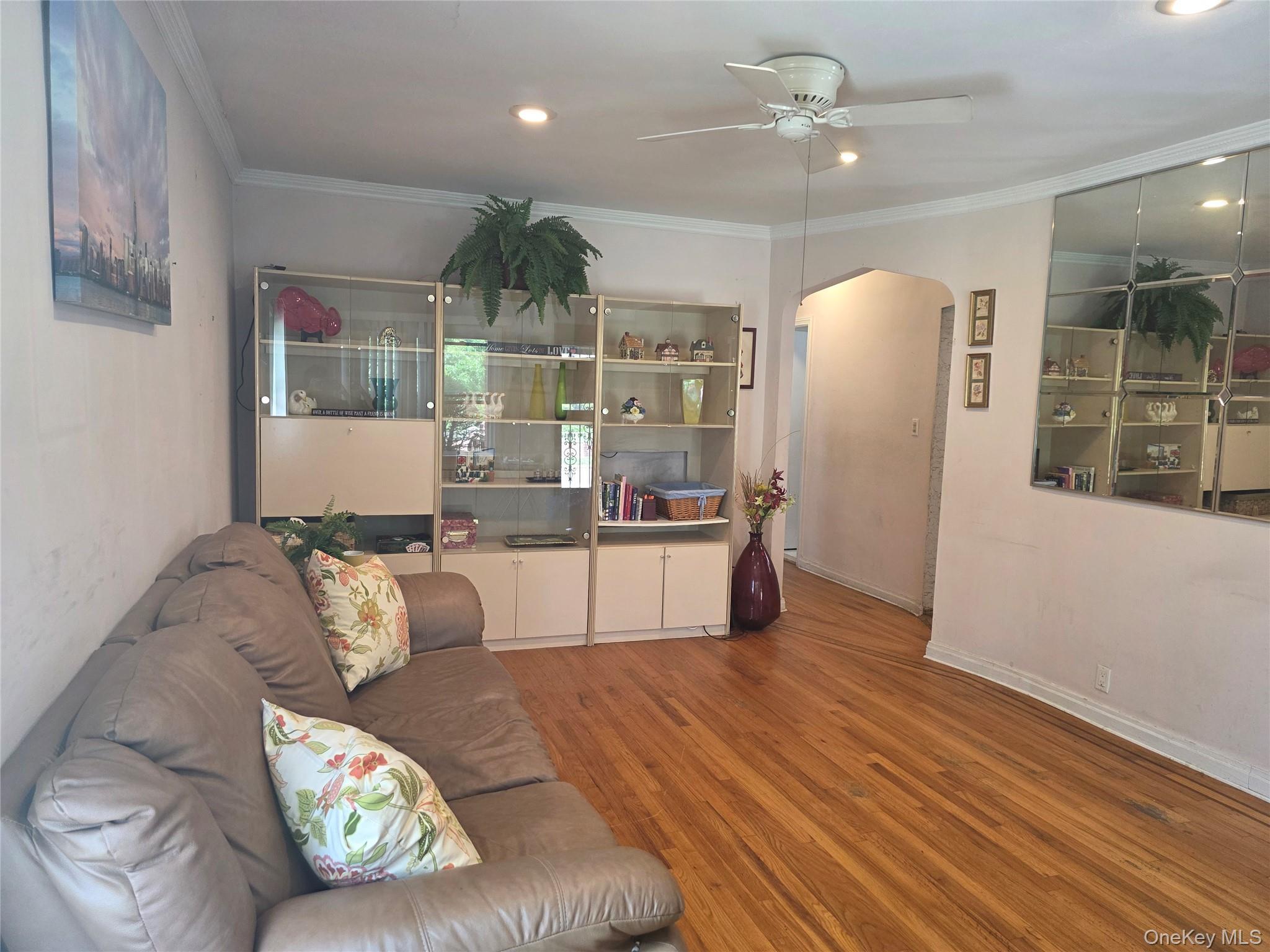 Single Family Underhill Avenue Queens, NY 11365, MLS-1045586-4