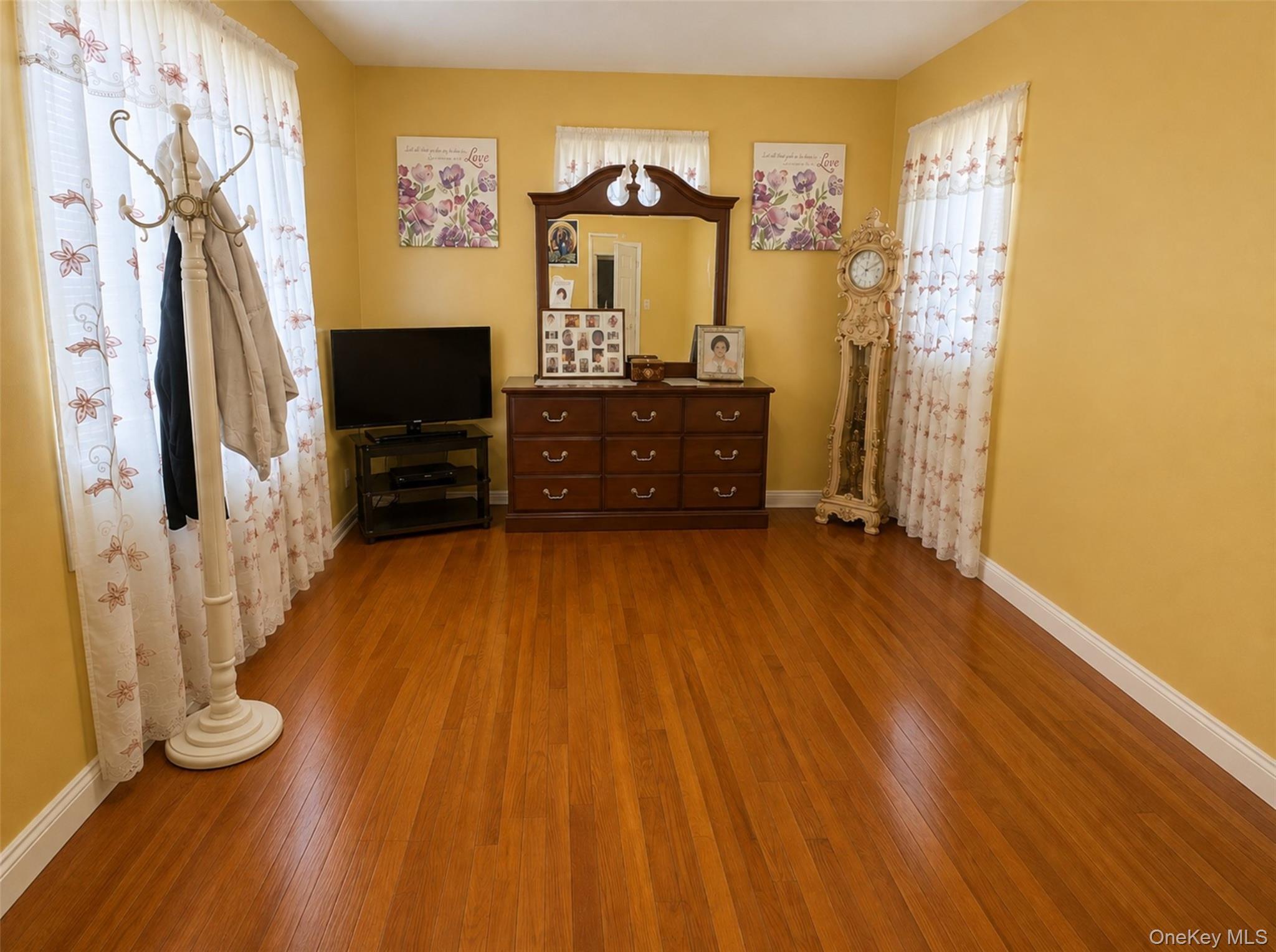 Single Family 234th Street Queens, NY 11422, MLS-1045588-12