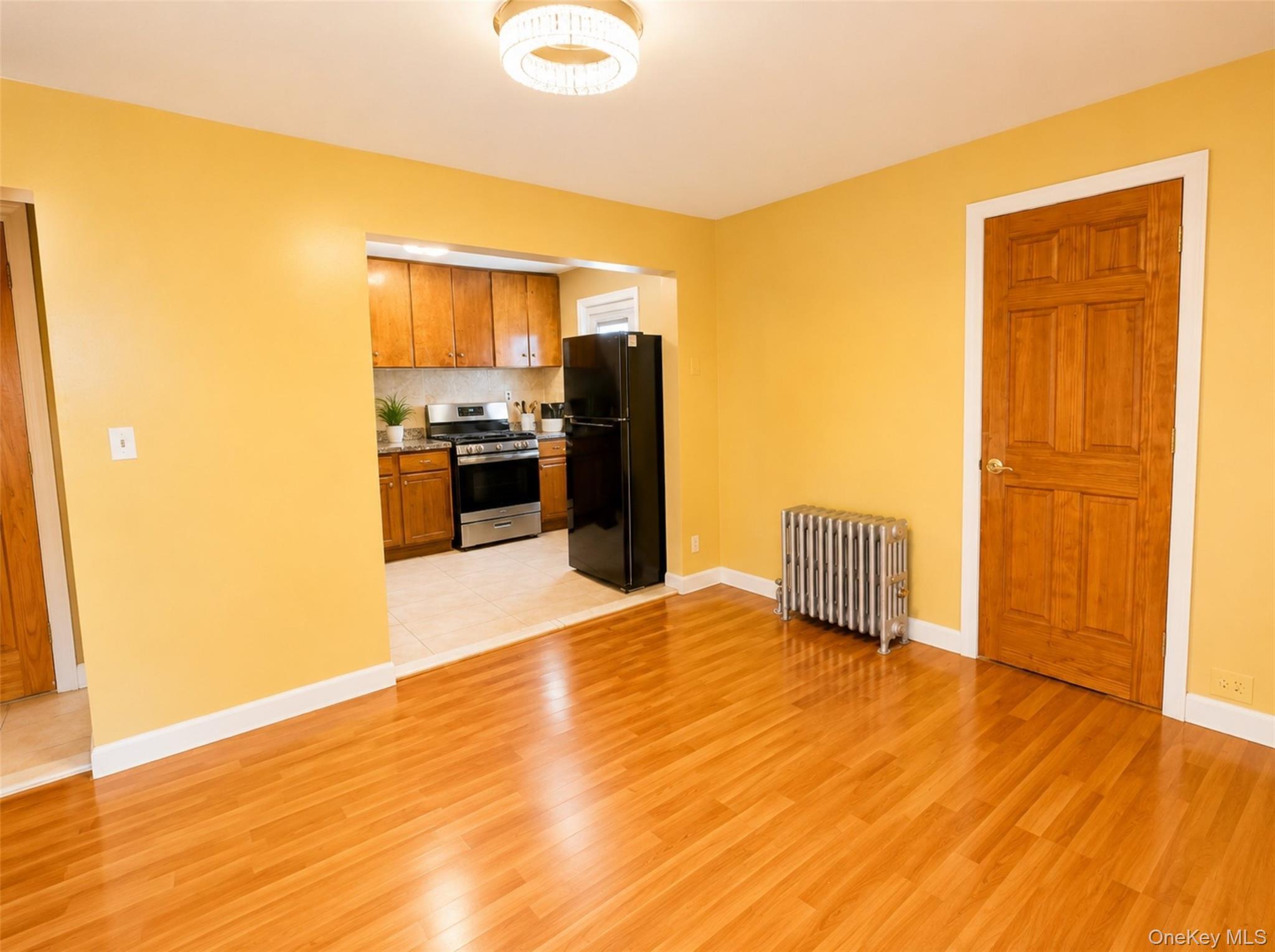 Single Family 234th Street Queens, NY 11422, MLS-1045588-16