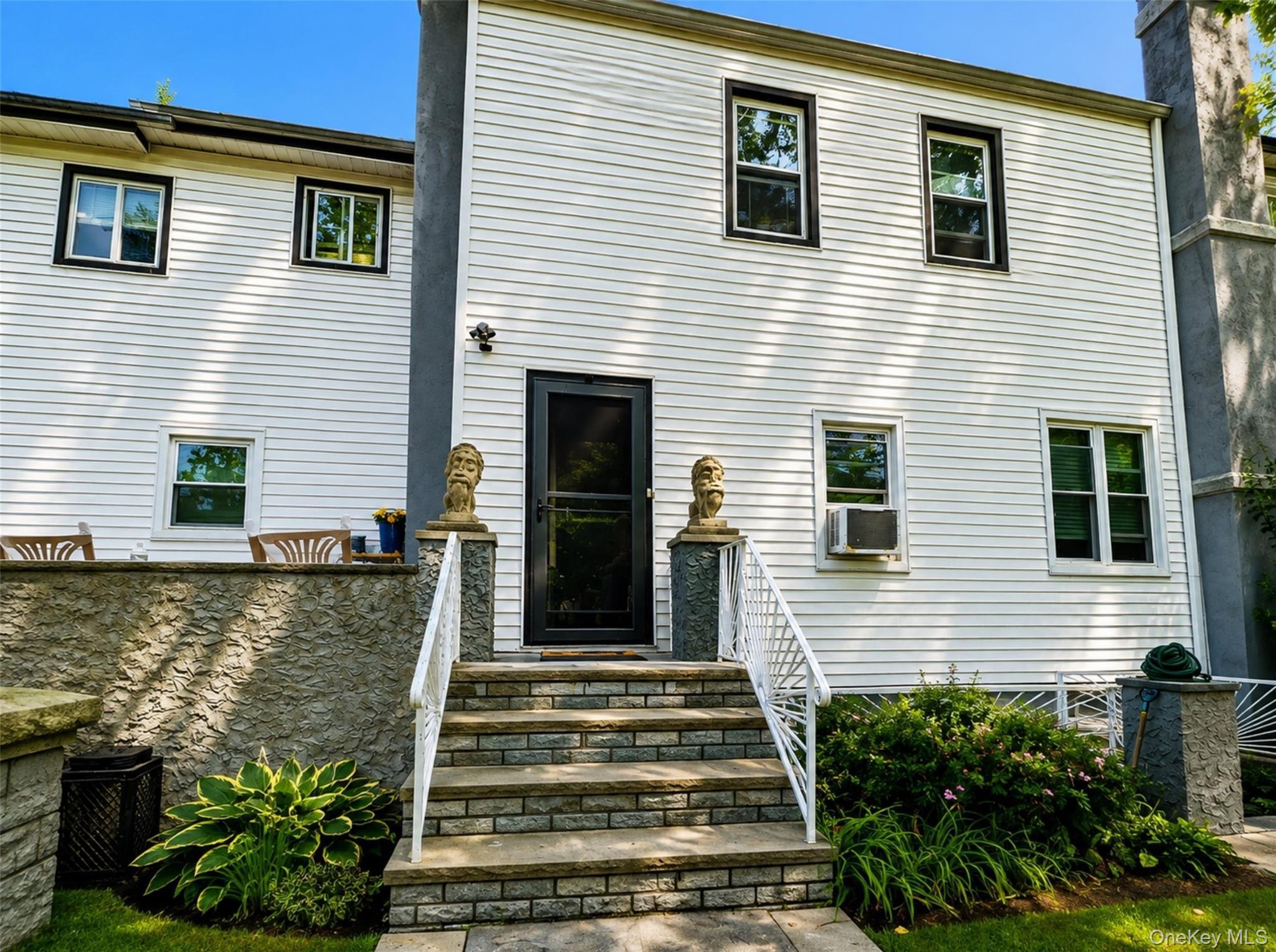 Single Family 234th Street Queens, NY 11422, MLS-1045588-2