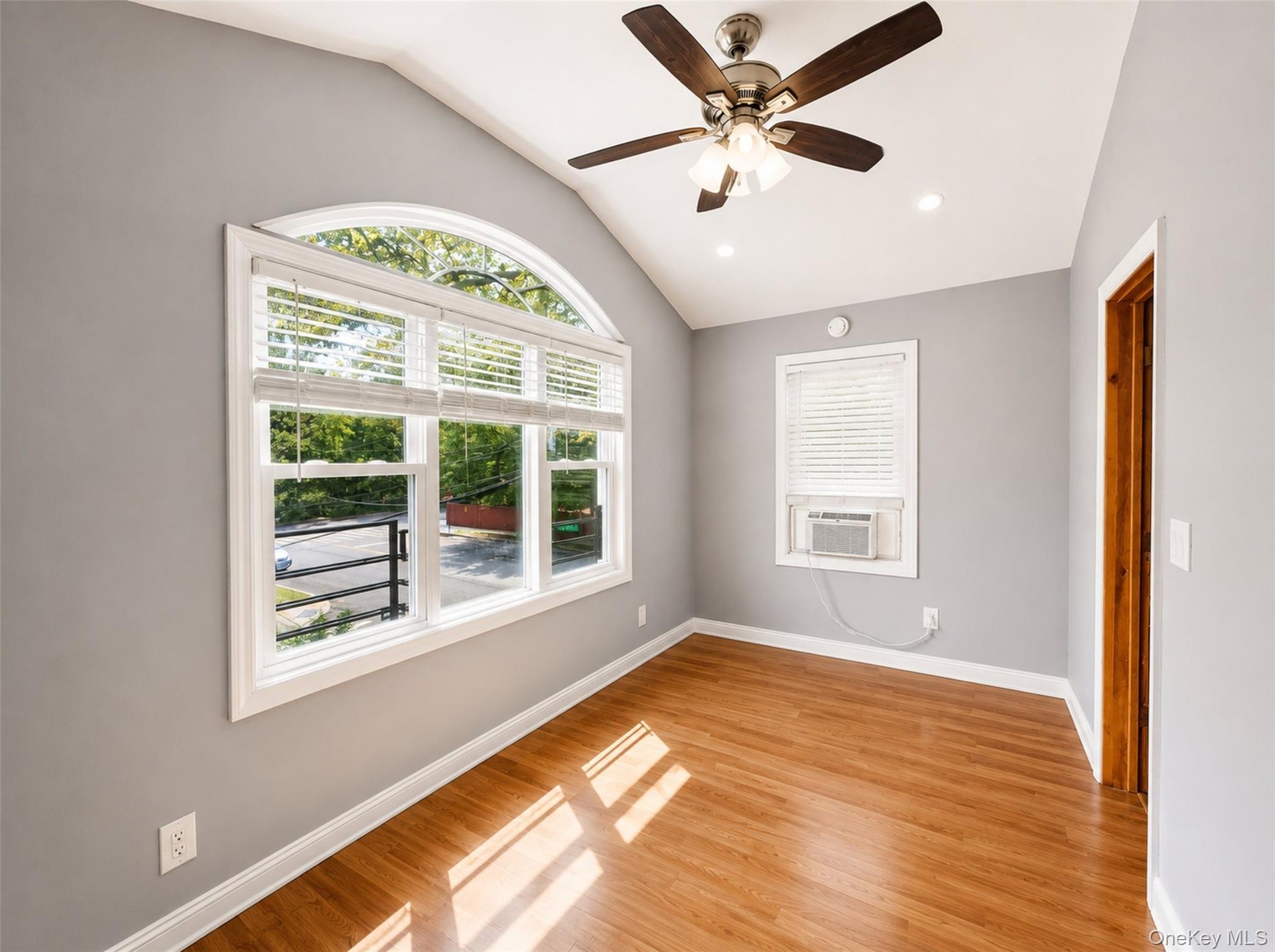 Single Family 234th Street Queens, NY 11422, MLS-1045588-22