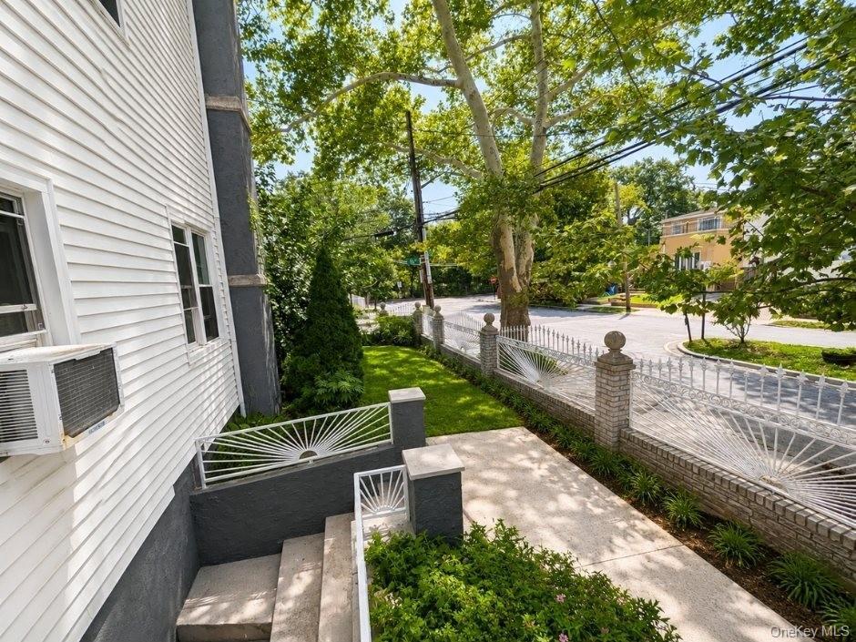 Single Family 234th Street Queens, NY 11422, MLS-1045588-24