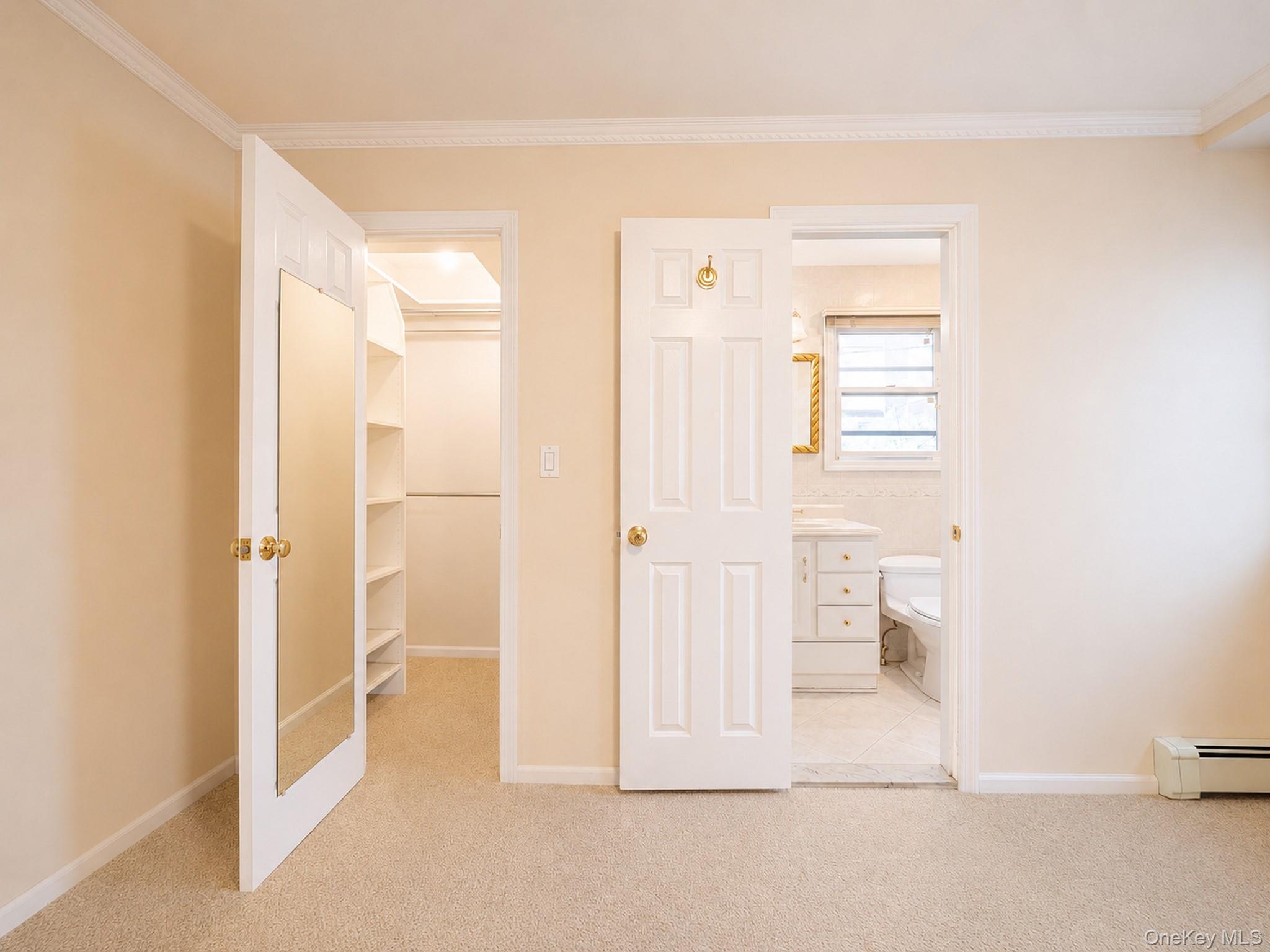 Single Family 171st Street Queens, NY 11366, MLS-1045591-13