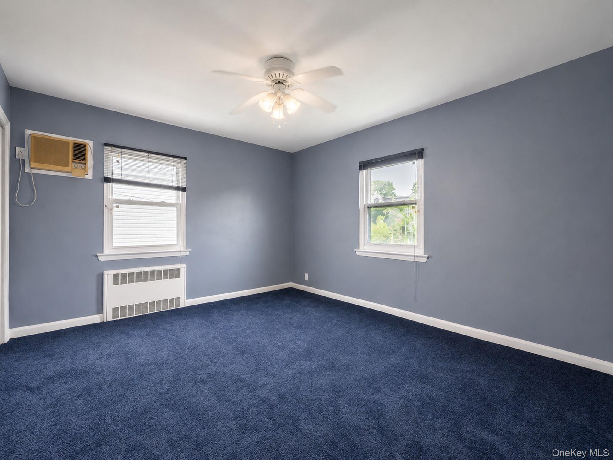 Single Family 171st Street Queens, NY 11366, MLS-1045591-27