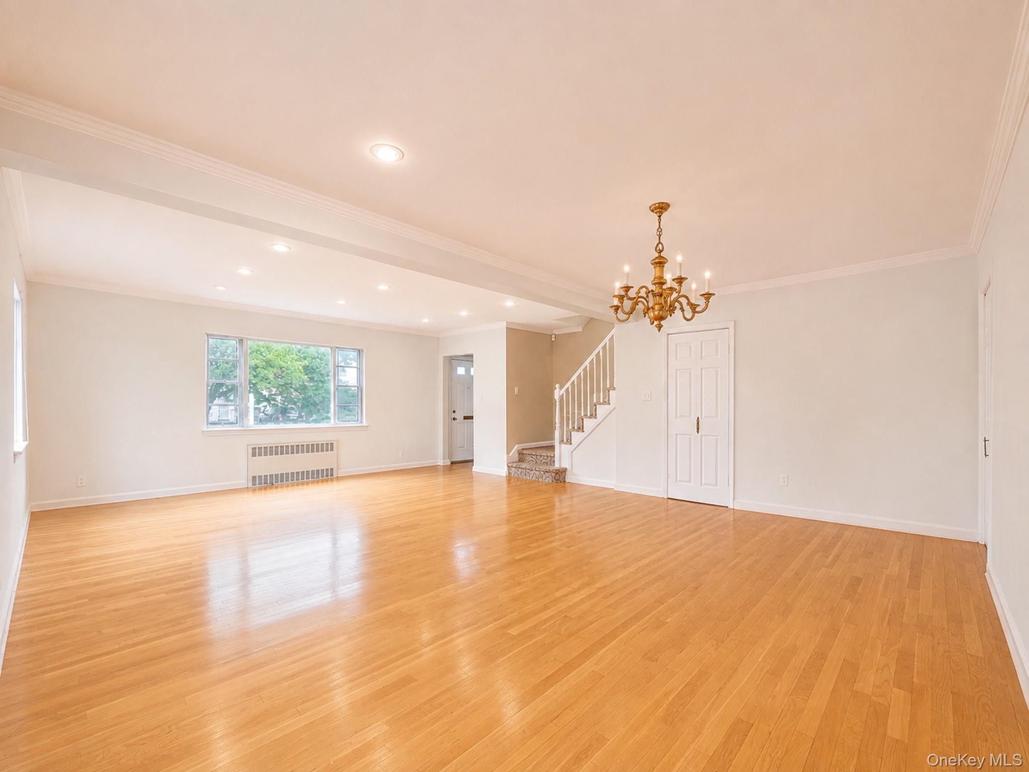 Single Family 171st Street Queens, NY 11366, MLS-1045591-7