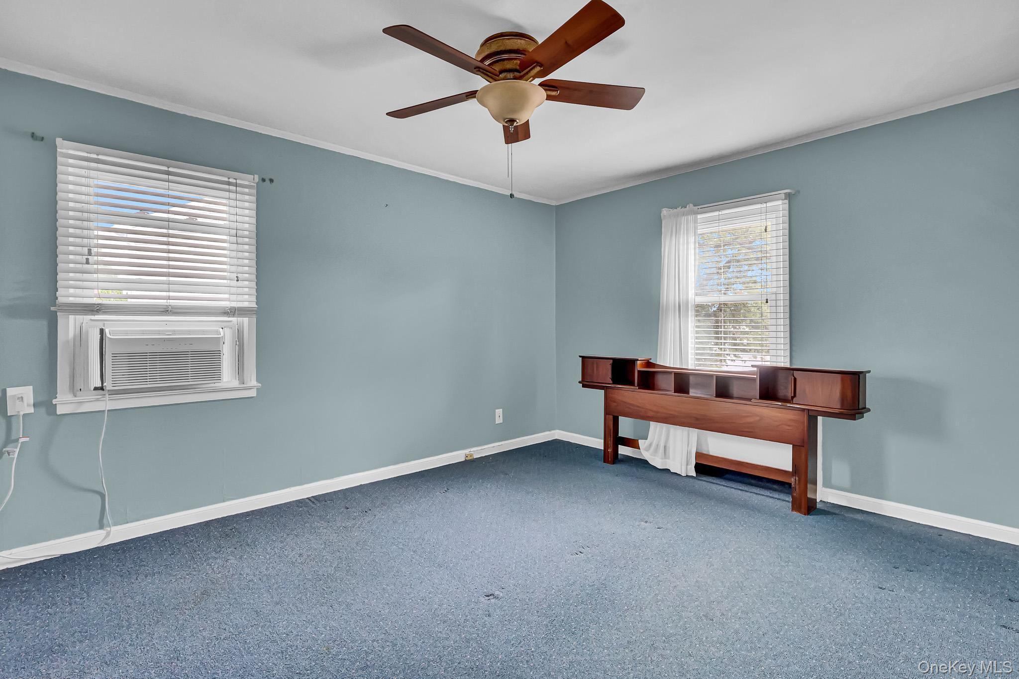 Single Family Simon Place  Nassau County, NY 11793, MLS-1045598-23