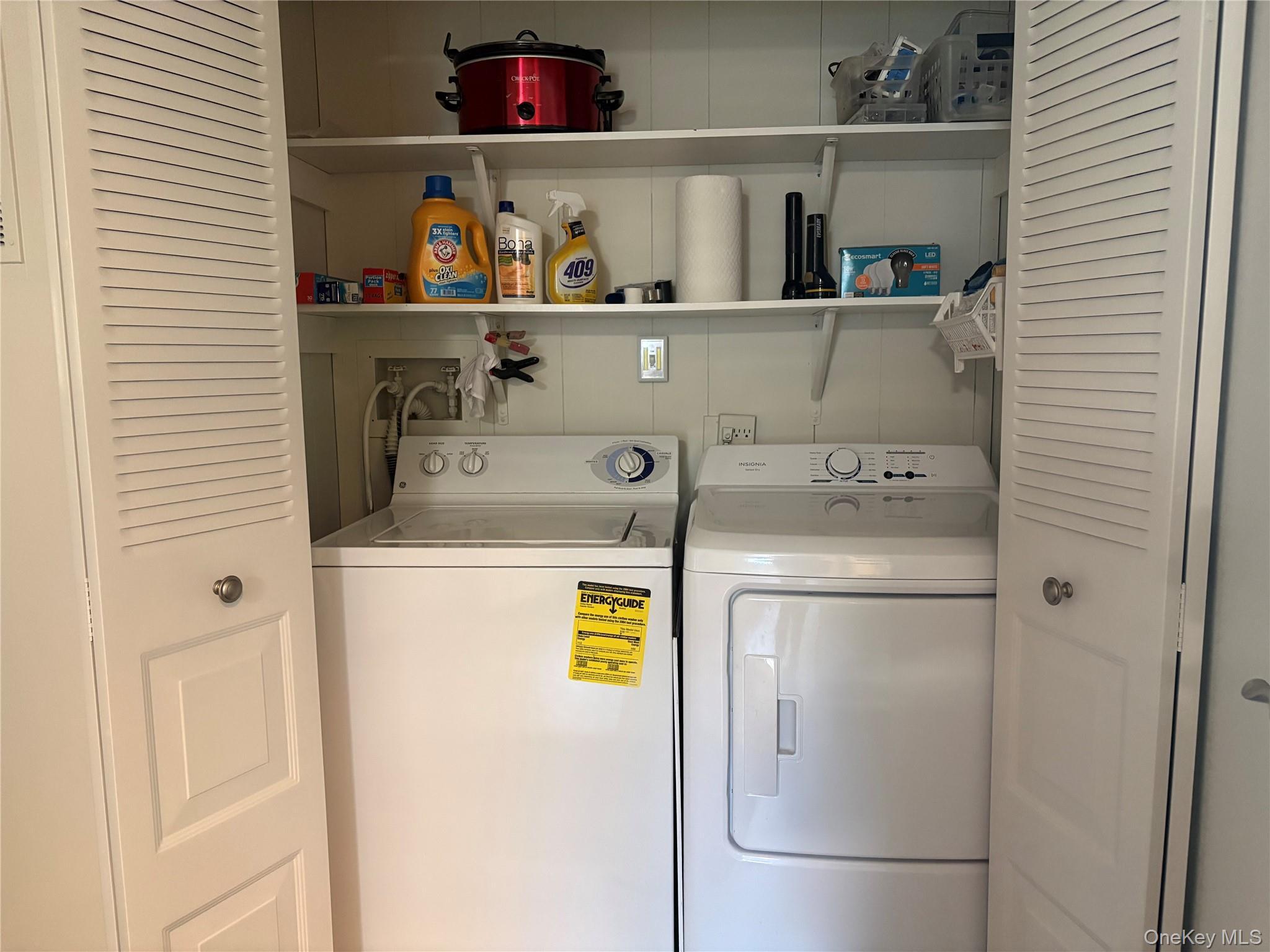 Single Family Riverleigh Avenue  Suffolk County, NY 11901, MLS-1045620-9