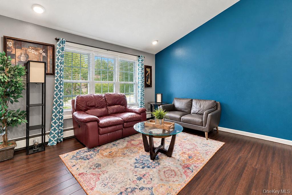 Single Family Linden Lane  Suffolk County, NY 11967, MLS-1045634-6