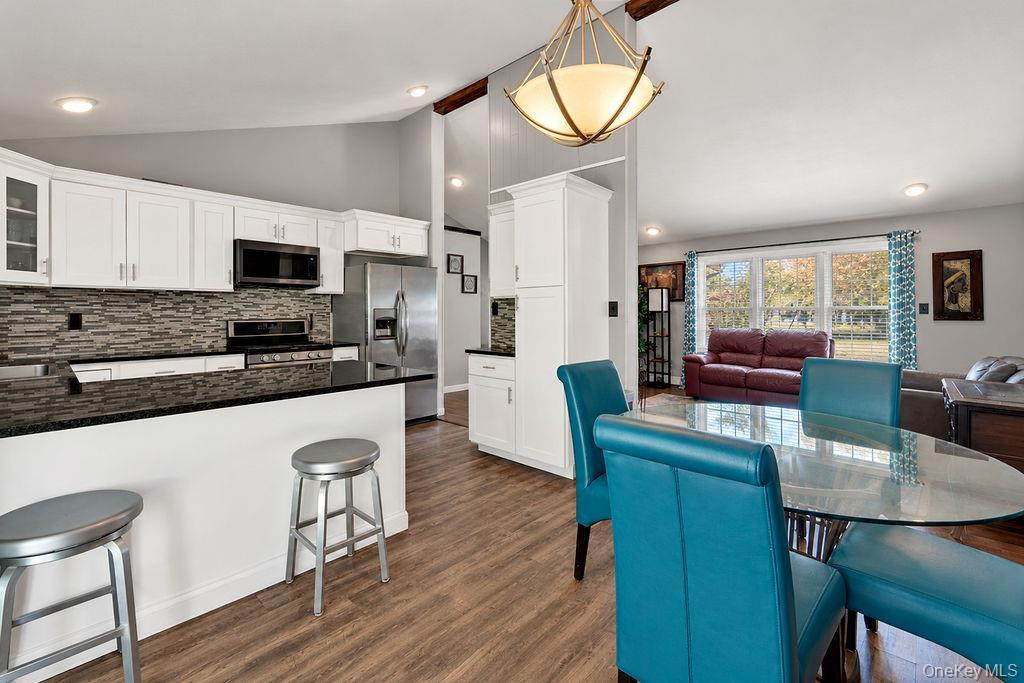 Single Family Linden Lane  Suffolk County, NY 11967, MLS-1045634-8