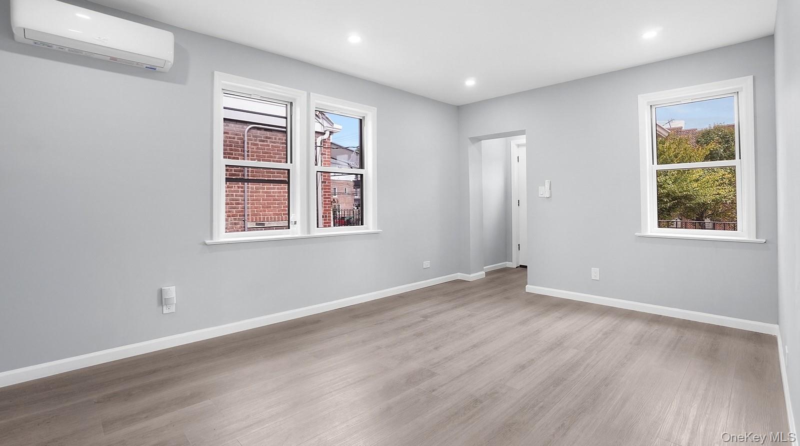Single Family Paulding Avenue  Bronx, NY 10469, MLS-1045647-13