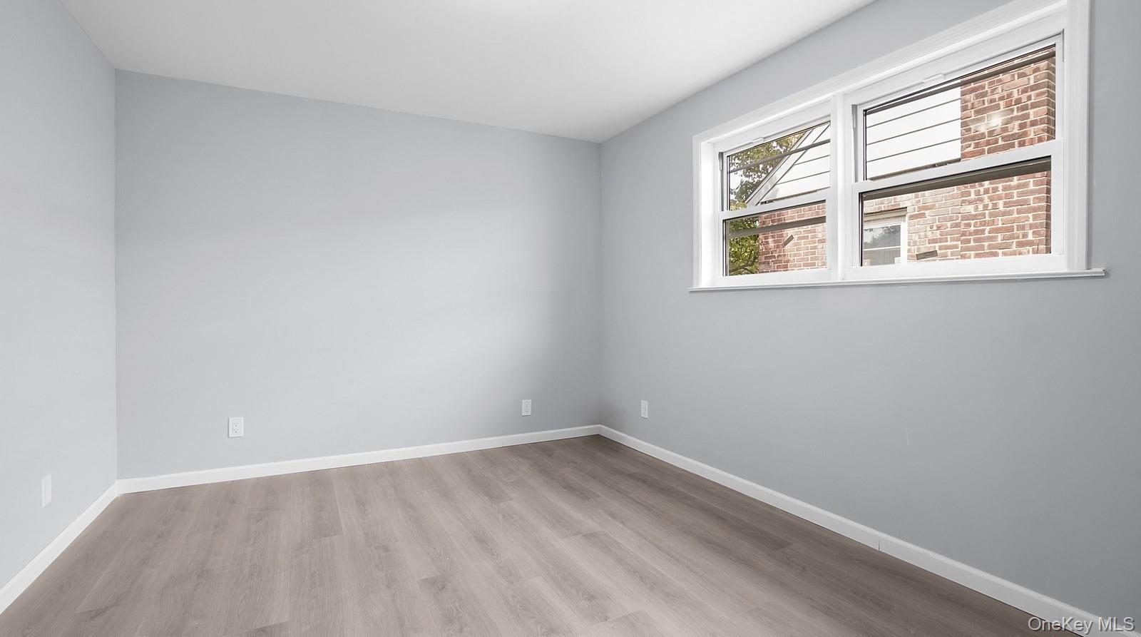 Single Family Paulding Avenue  Bronx, NY 10469, MLS-1045647-14