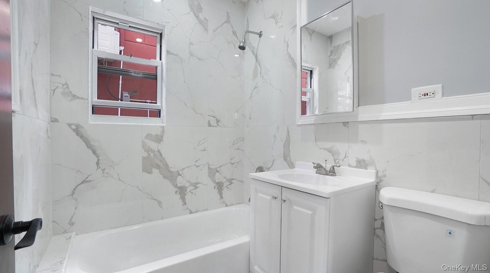 Single Family Paulding Avenue  Bronx, NY 10469, MLS-1045647-23